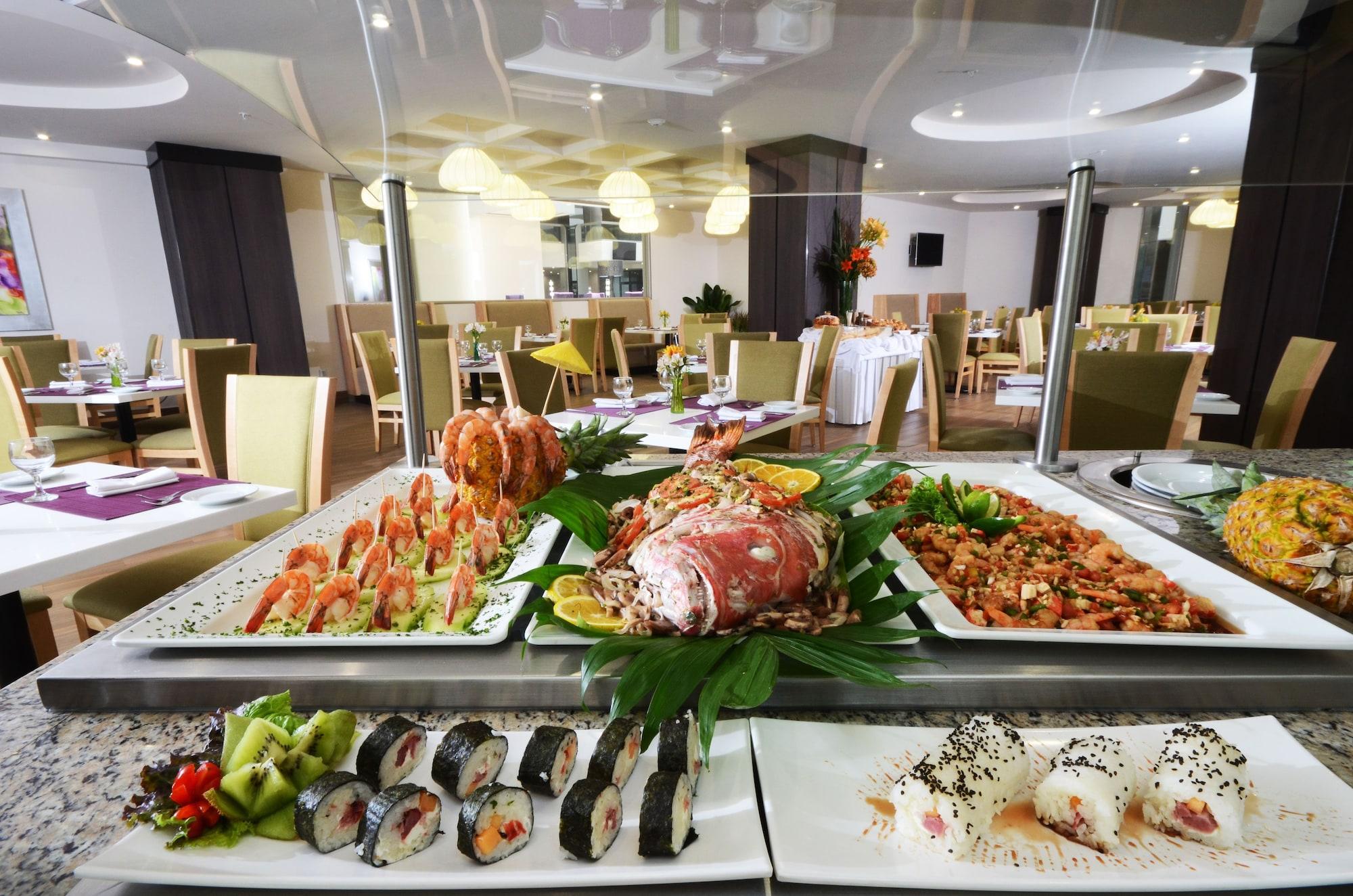 Restaurant Crowne Plaza Mexico City North-Tlalnepantla by IHG
