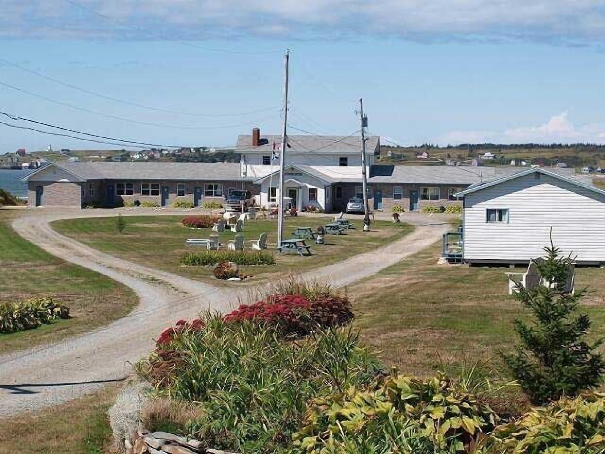 Vista Exterior Cape View Motel And Cottages