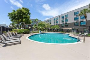 Alojamiento - La Quinta Inn & Suites by Wyndham Ft Lauderdale Cypress Cr