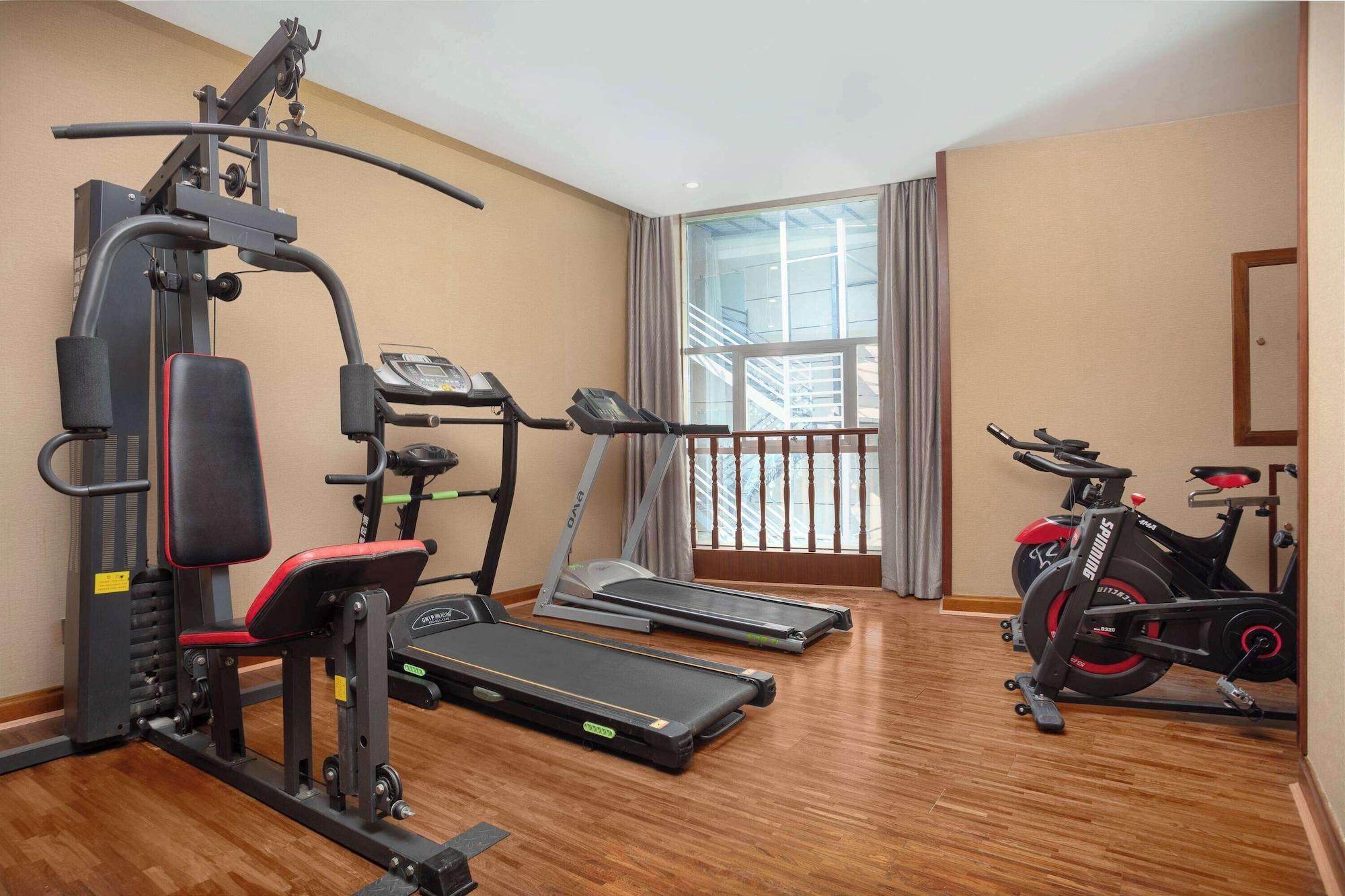 Gimnasio Hawthorn By Wyndham Shangri-La Old Town