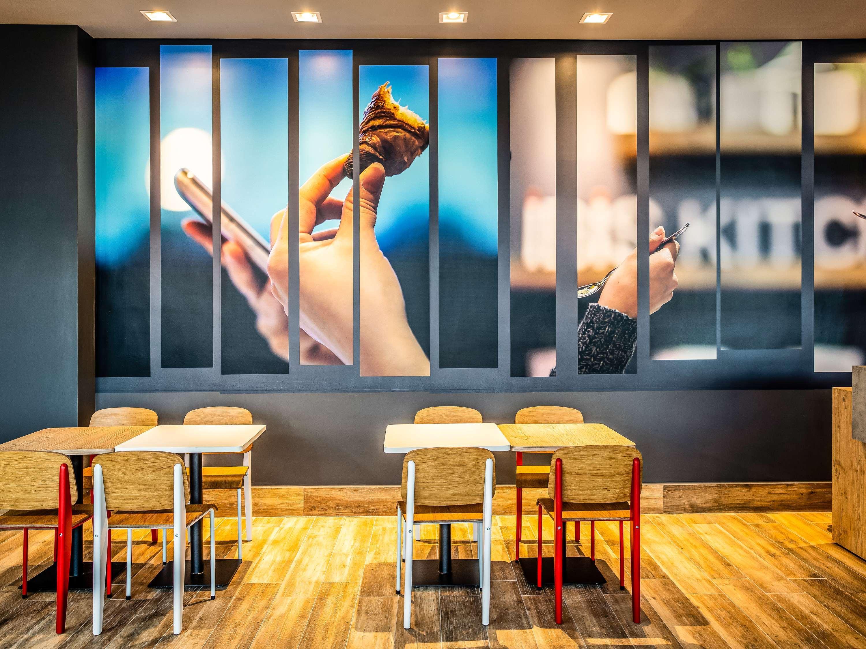 Vista Exterior Ibis Palmas Avenida JK