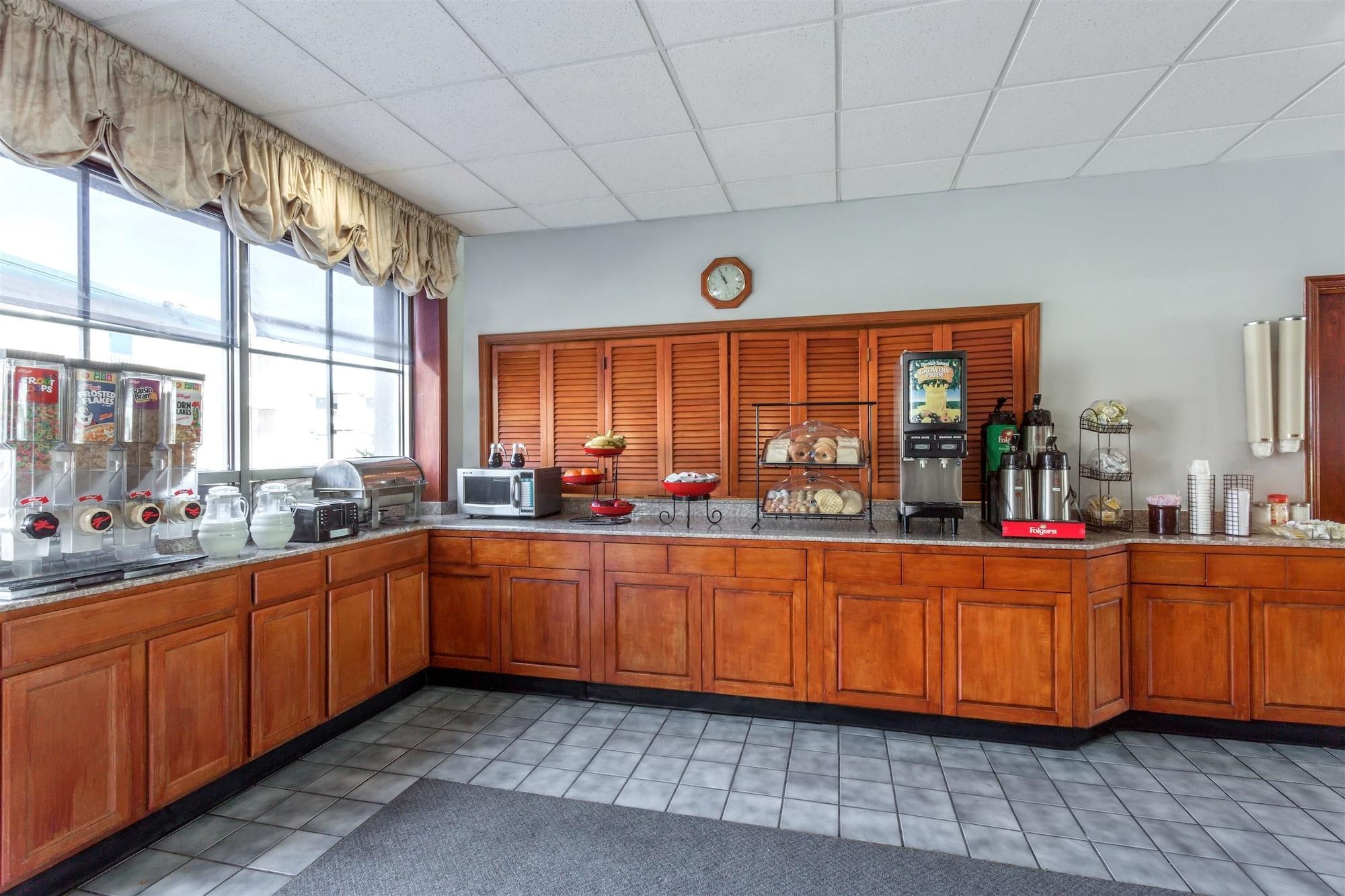 Restaurant Ramada Limited Norfolk