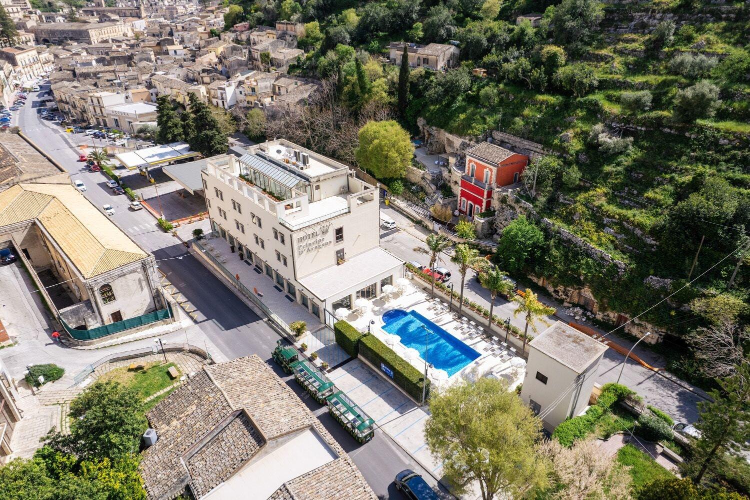 Vista Exterior Hotel Principe d'Aragona, Sure Hotel Collection by BW