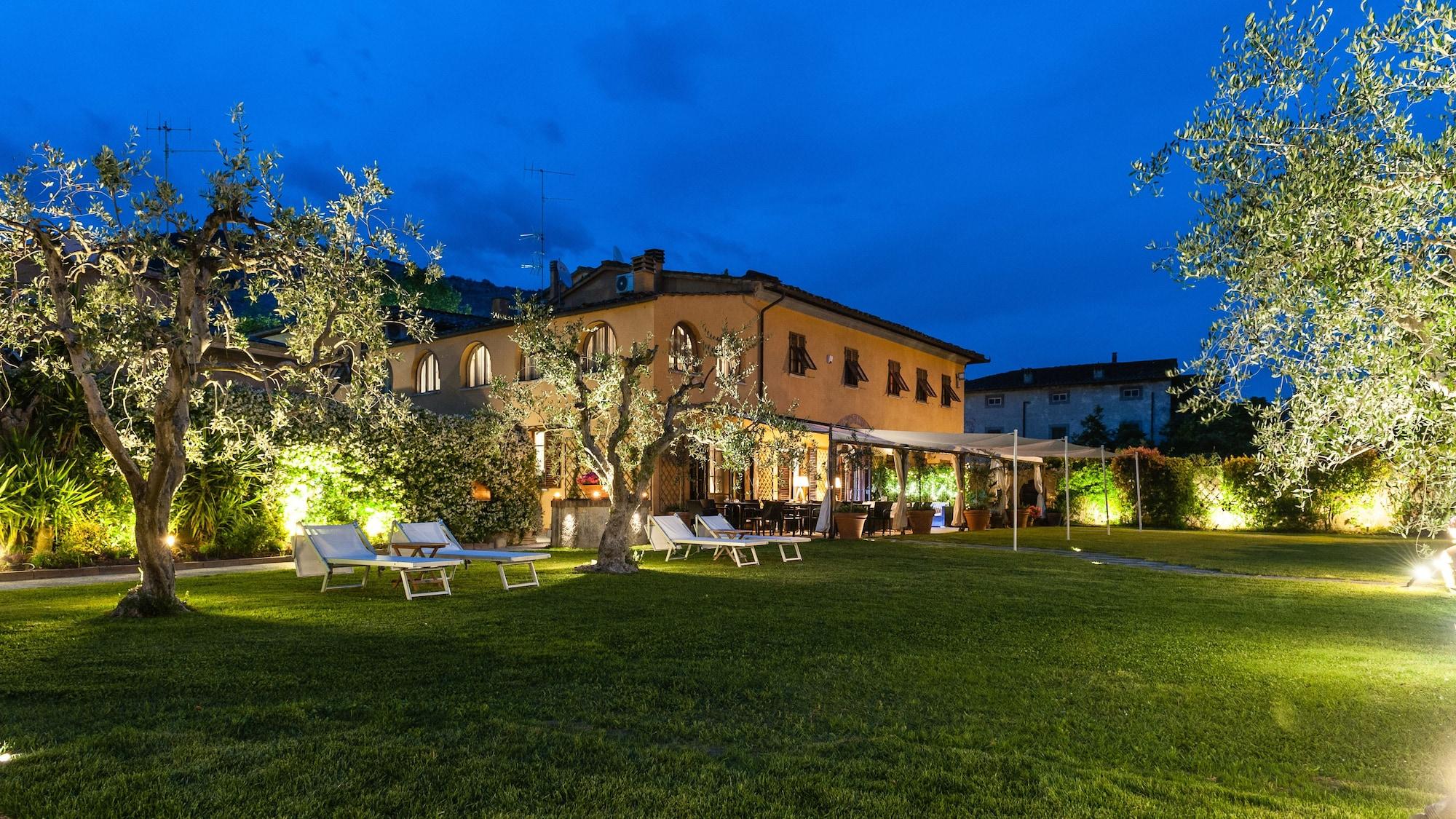 Vista Exterior Giardino della Pieve Relais