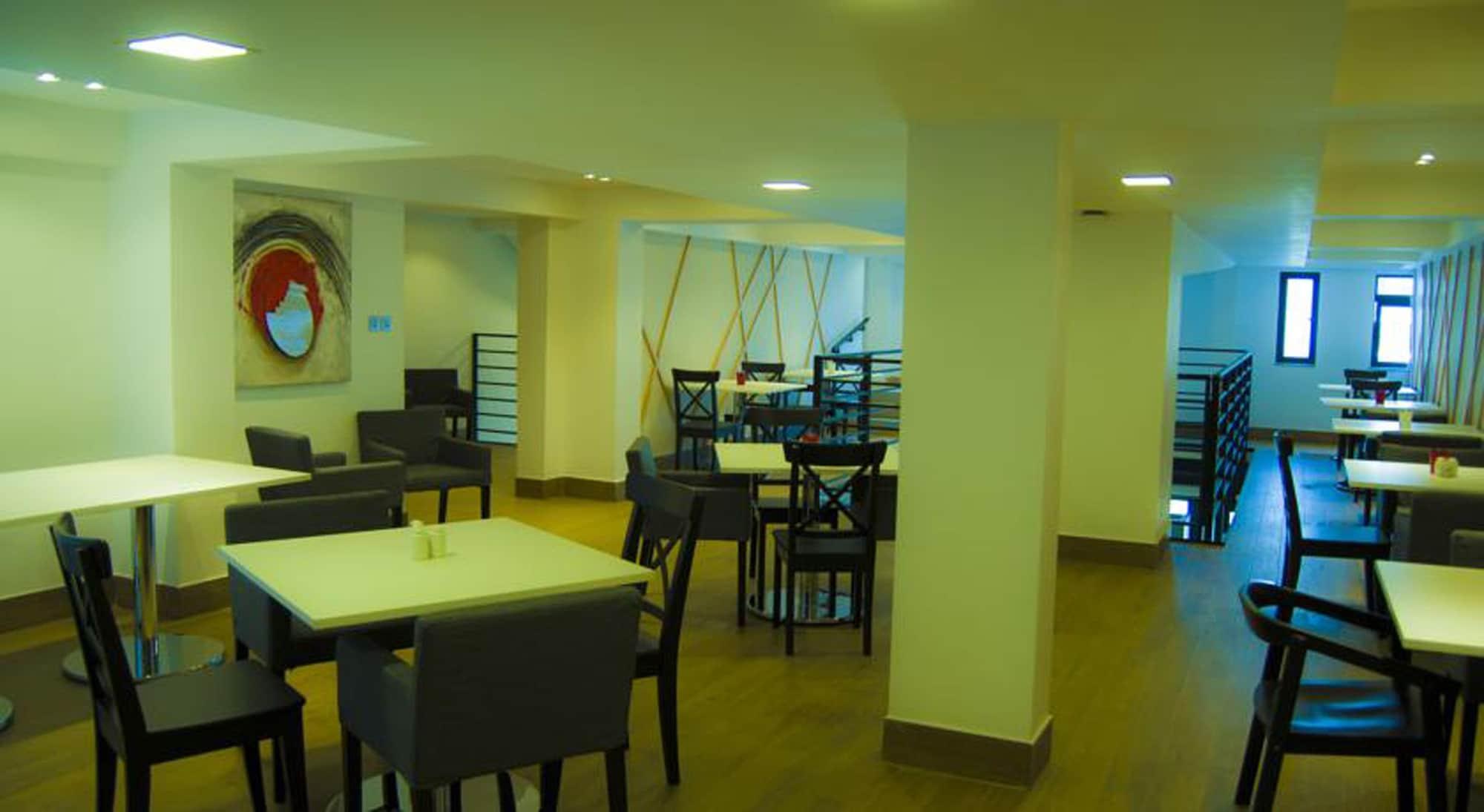 Bar/Salón Imperial Hotel Express