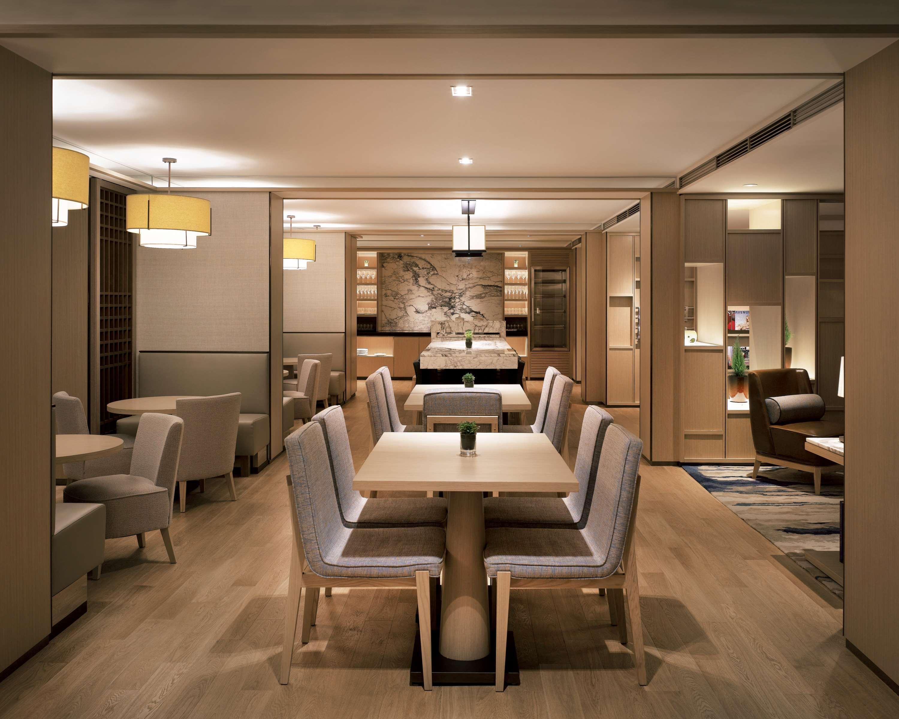 Bar/Salón Parnas Hotel Jeju