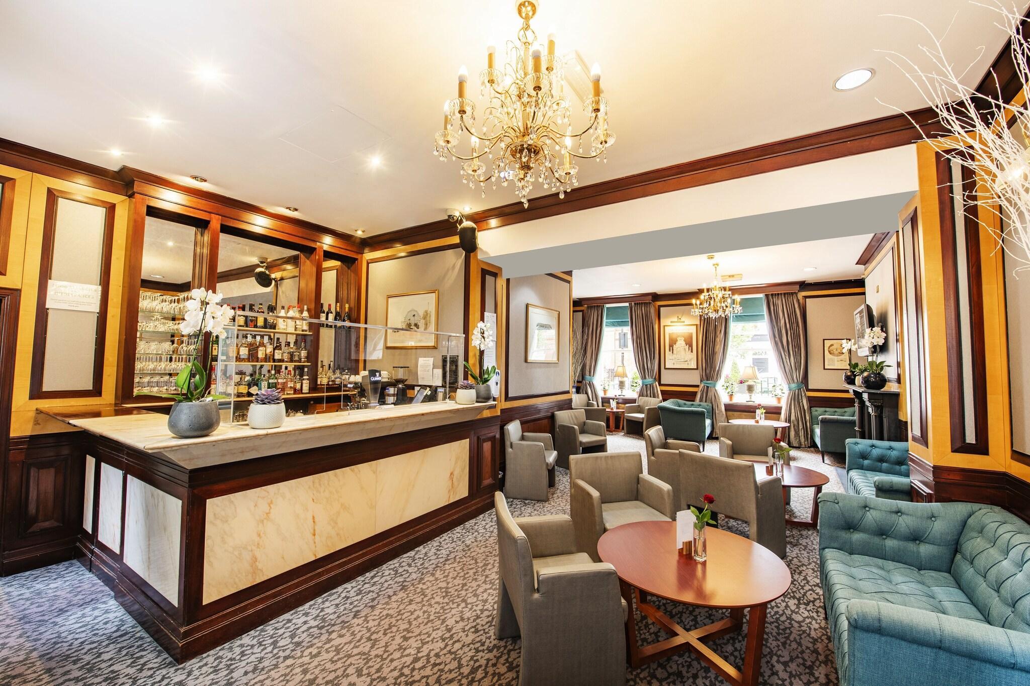 Bar/Salón Gem Langham Court Hotel