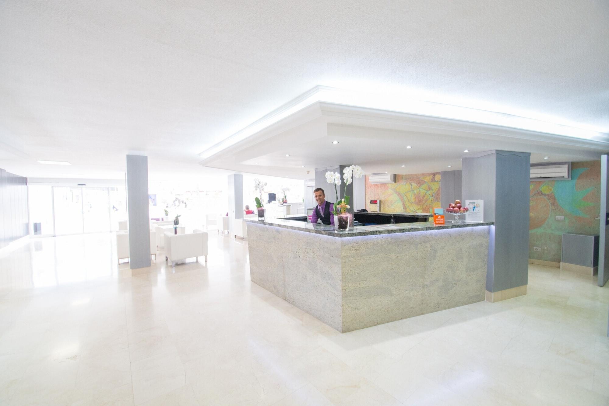 Vista Lobby Hotel HL Sahara Playa