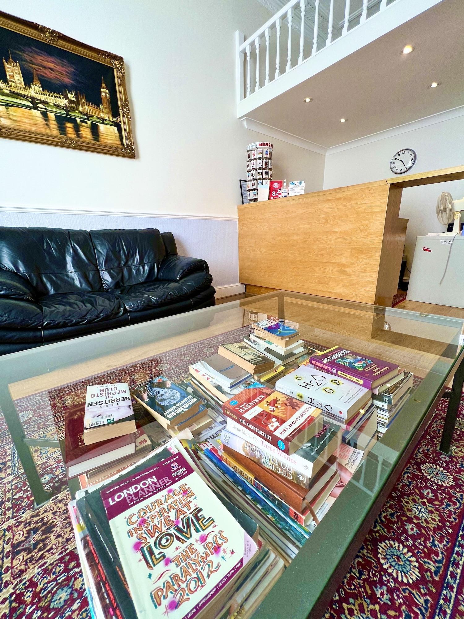 Vista Lobby Melbourne House
