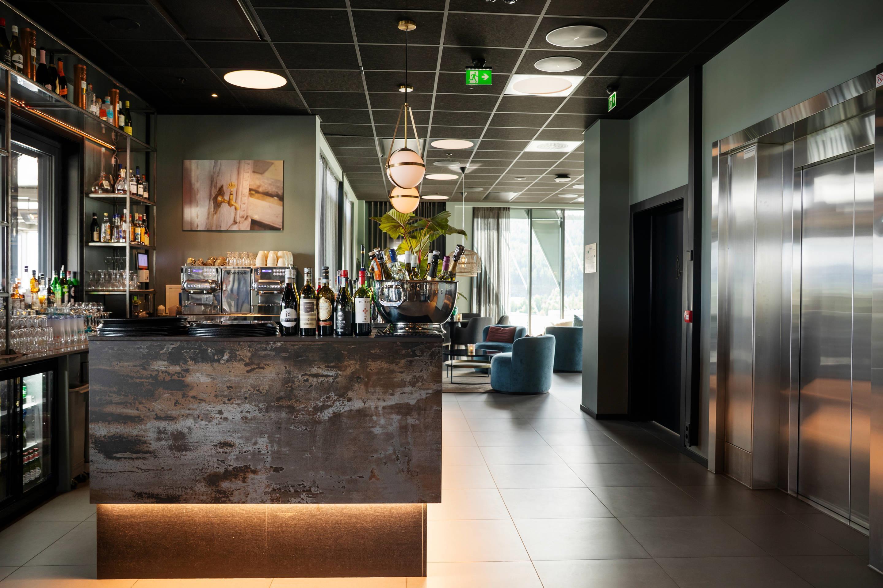 Bar/Salón Home Hotel 1624