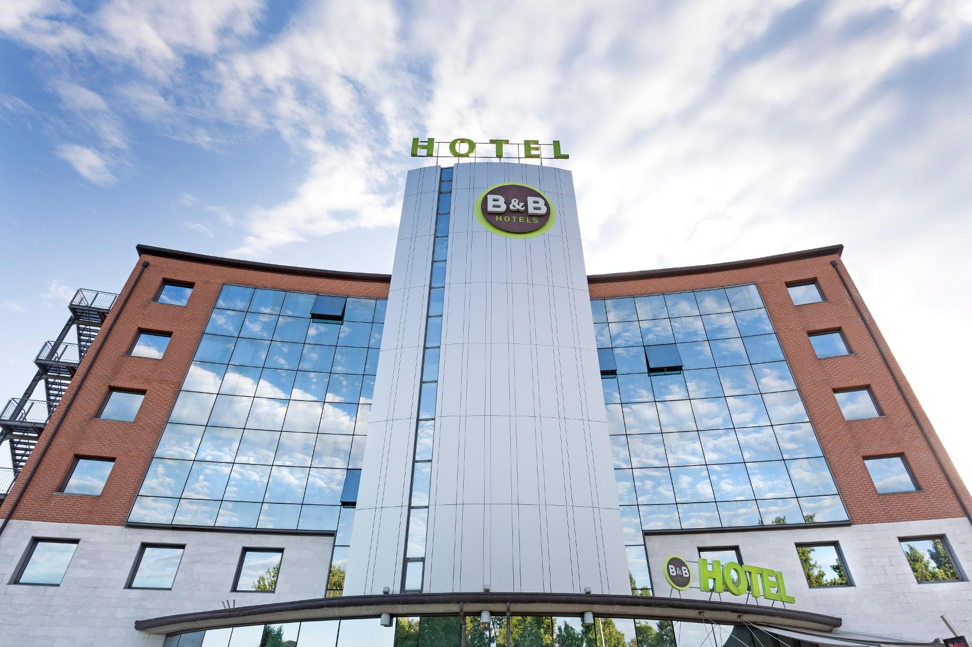 Vista Exterior B&B Hotel Padova
