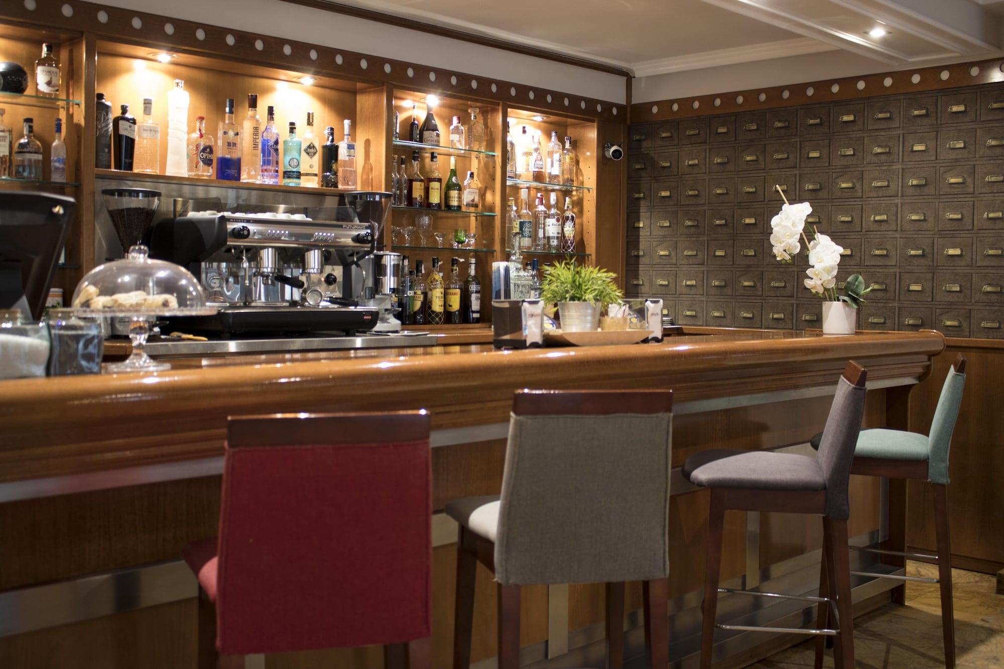 Bar/Salón Hotel Costa Blanca