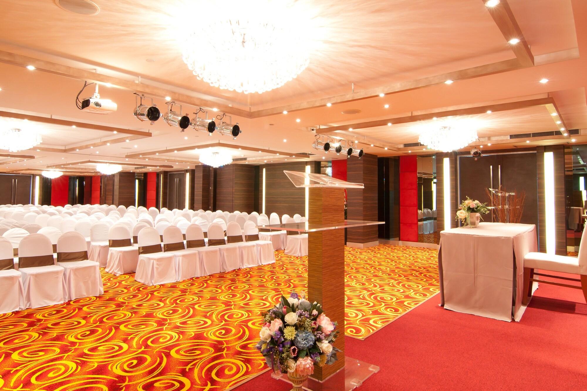 Sala de Reuniones Grand lord Boutique Hotel