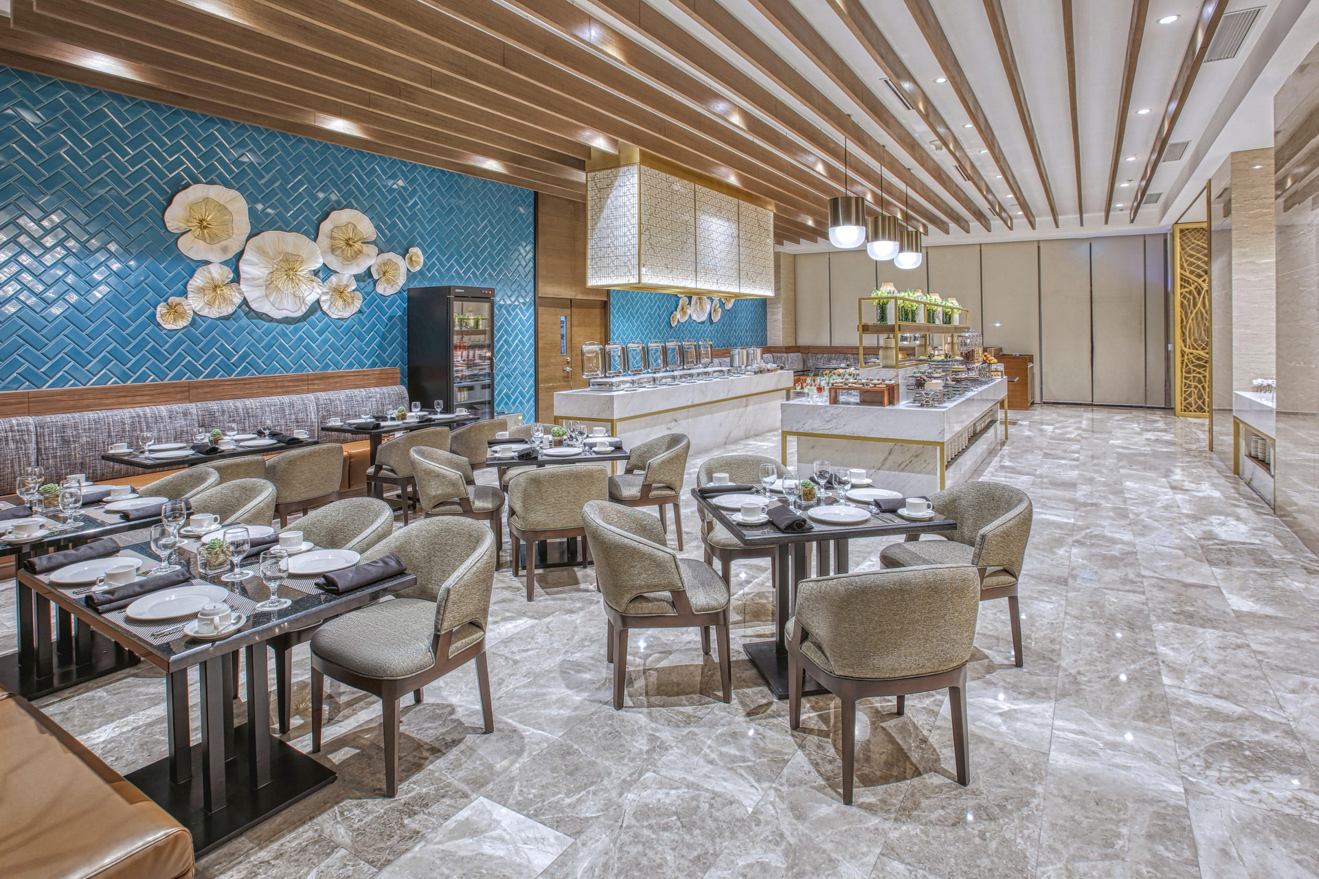 Restaurant Kingsford Hotel Manila