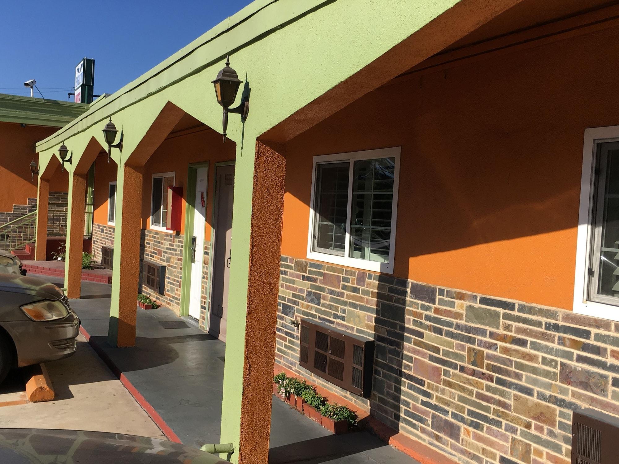 Comodidades del Alojamiento Eagle Inn Motel