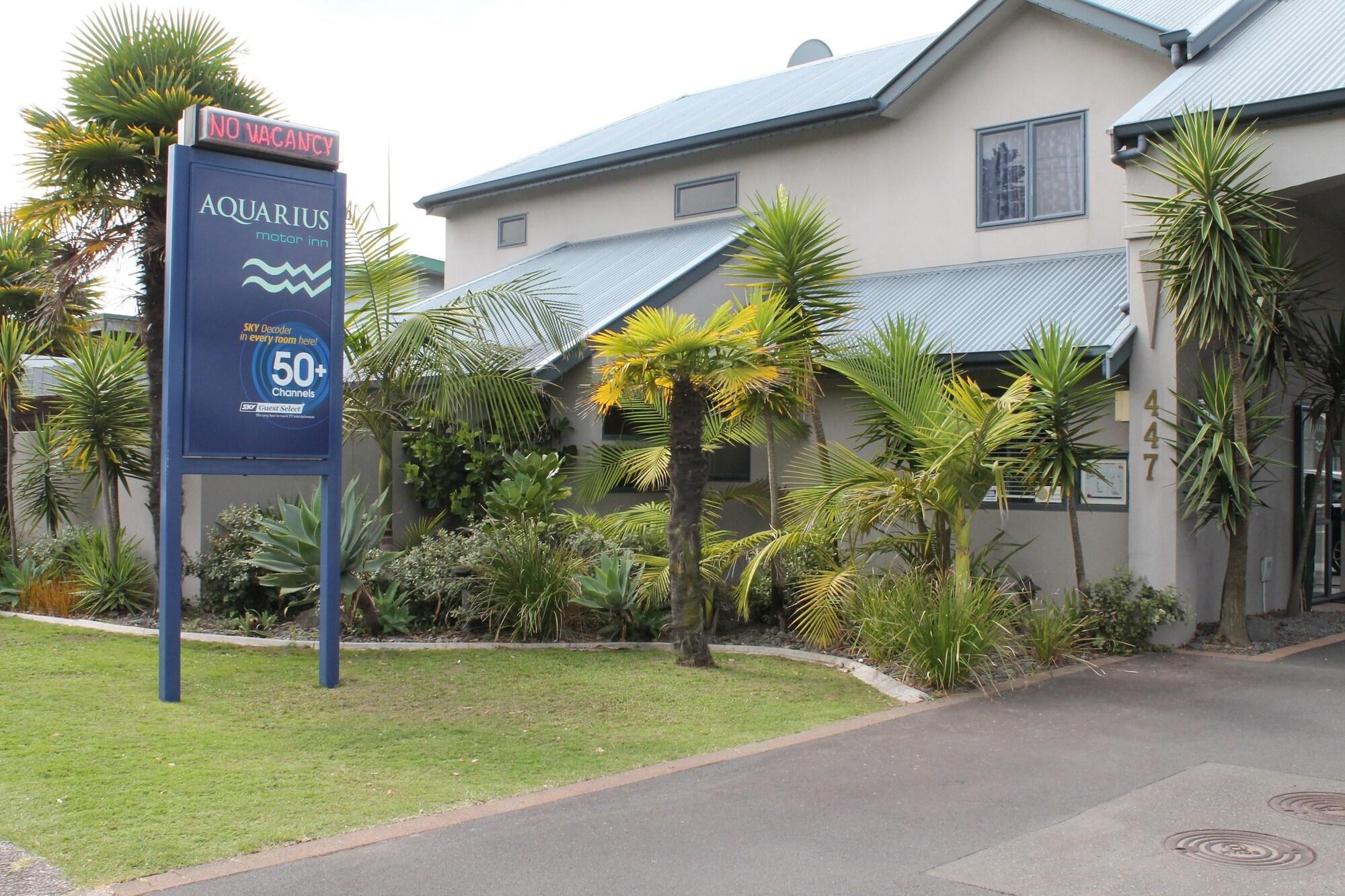 Varios Aquarius Motor Inn