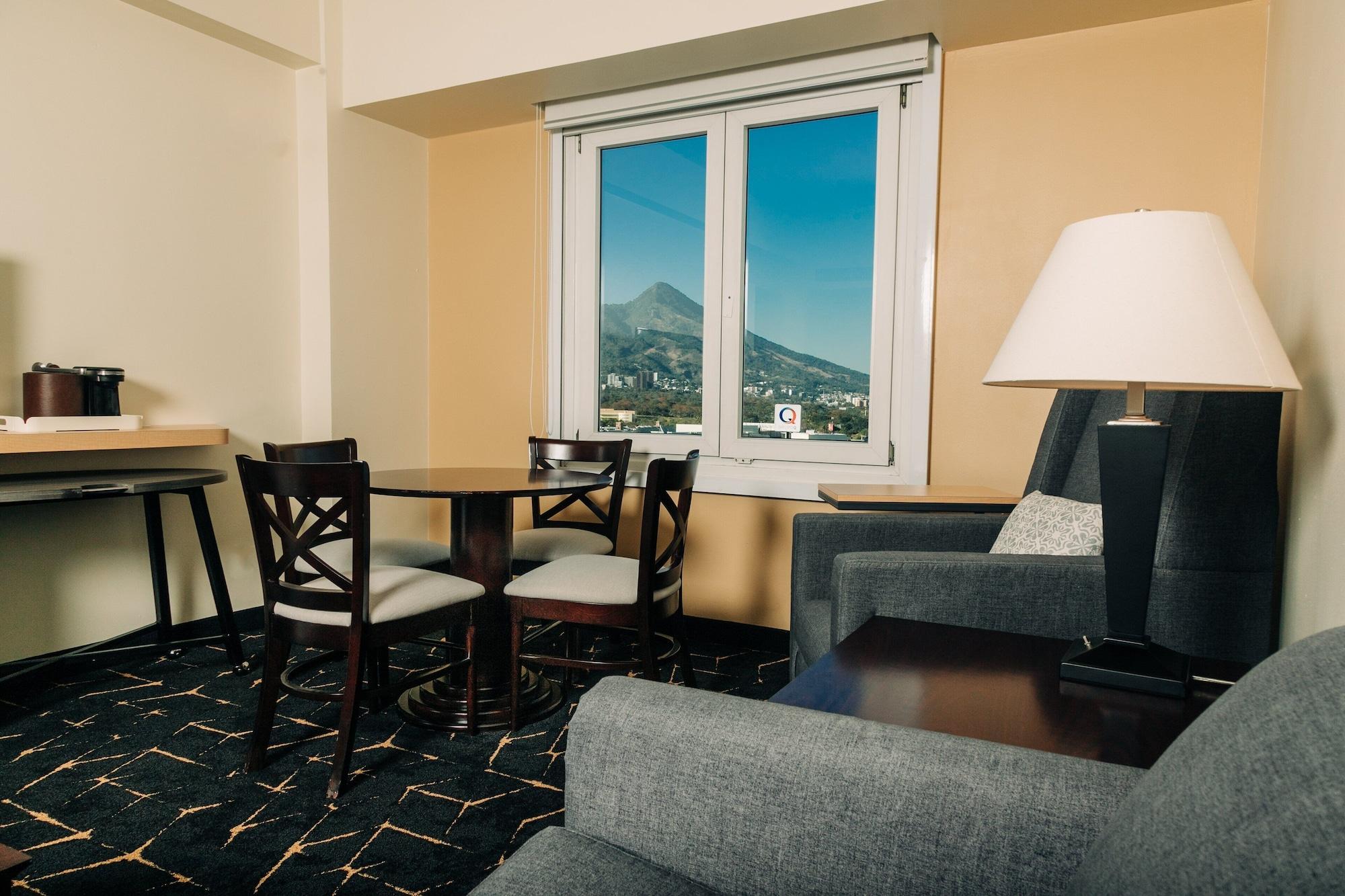 Habitación Holiday Inn San Salvador by IHG