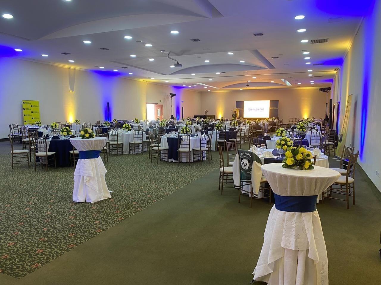 Salón de Baile HOTEL AJAVI
