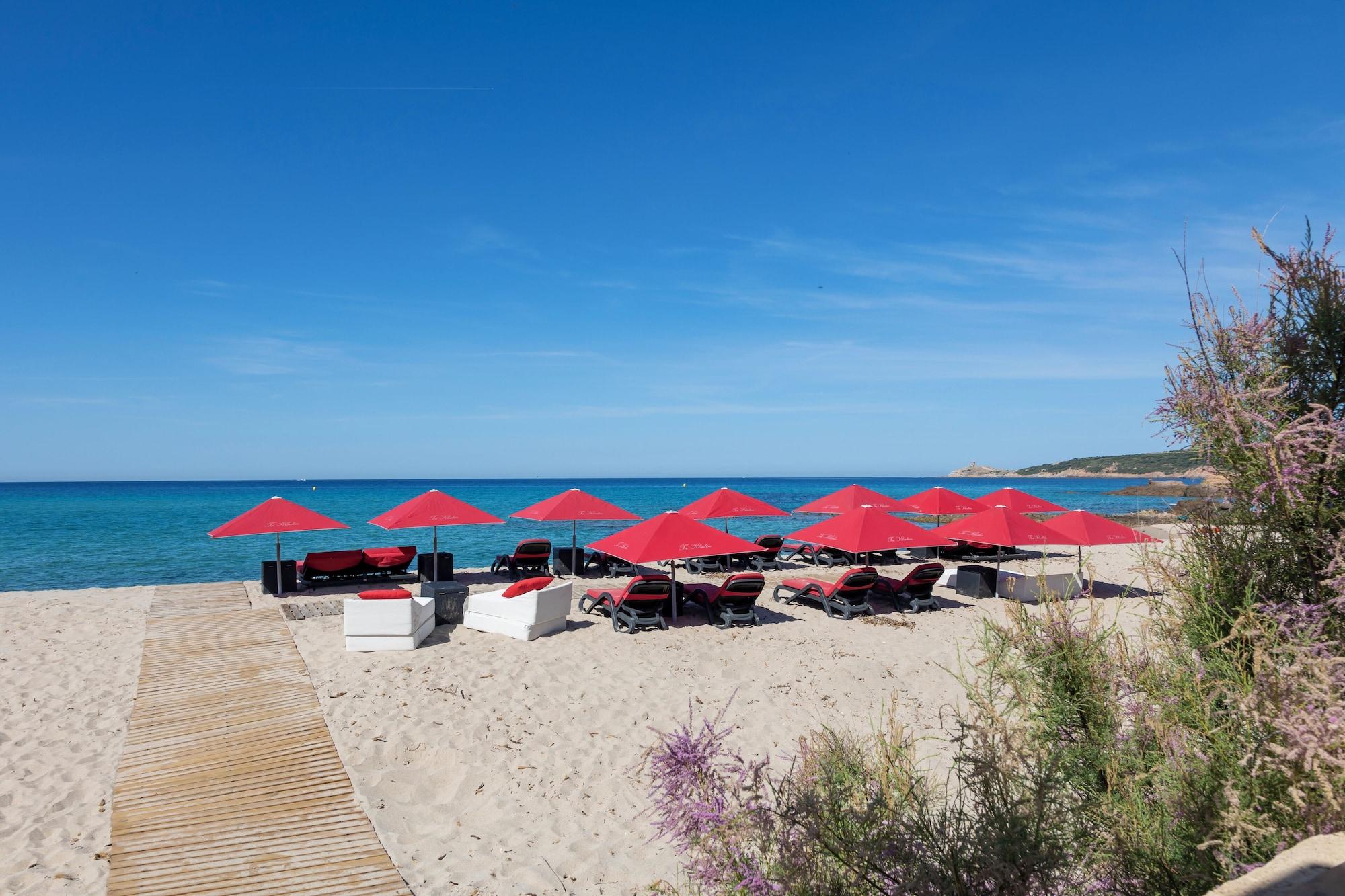 Vista Exterior Hôtel et Résidence Ta Kladia - Omigna