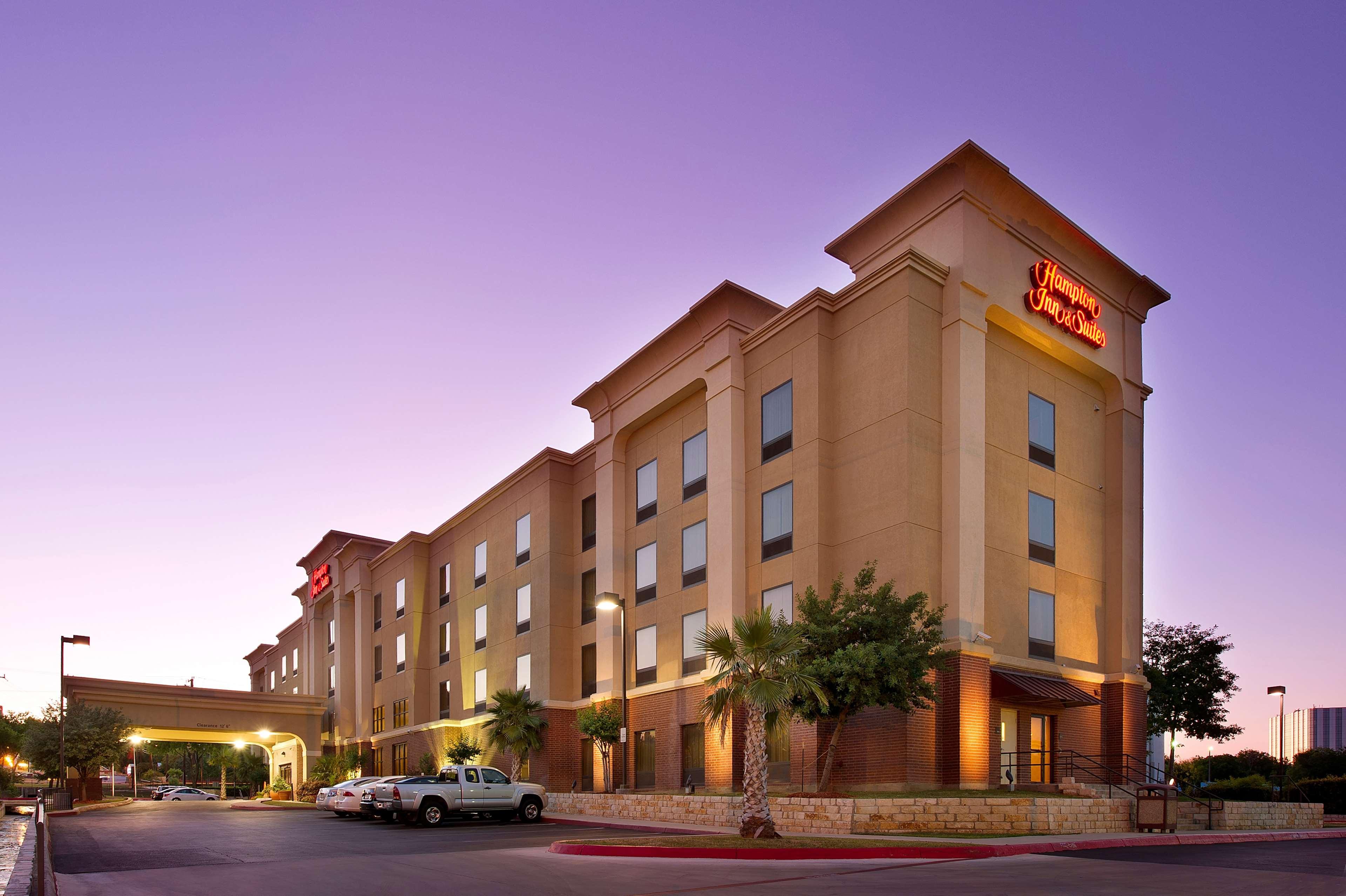 Vista Exterior Hampton Inn & Suites San Antonio-Airport
