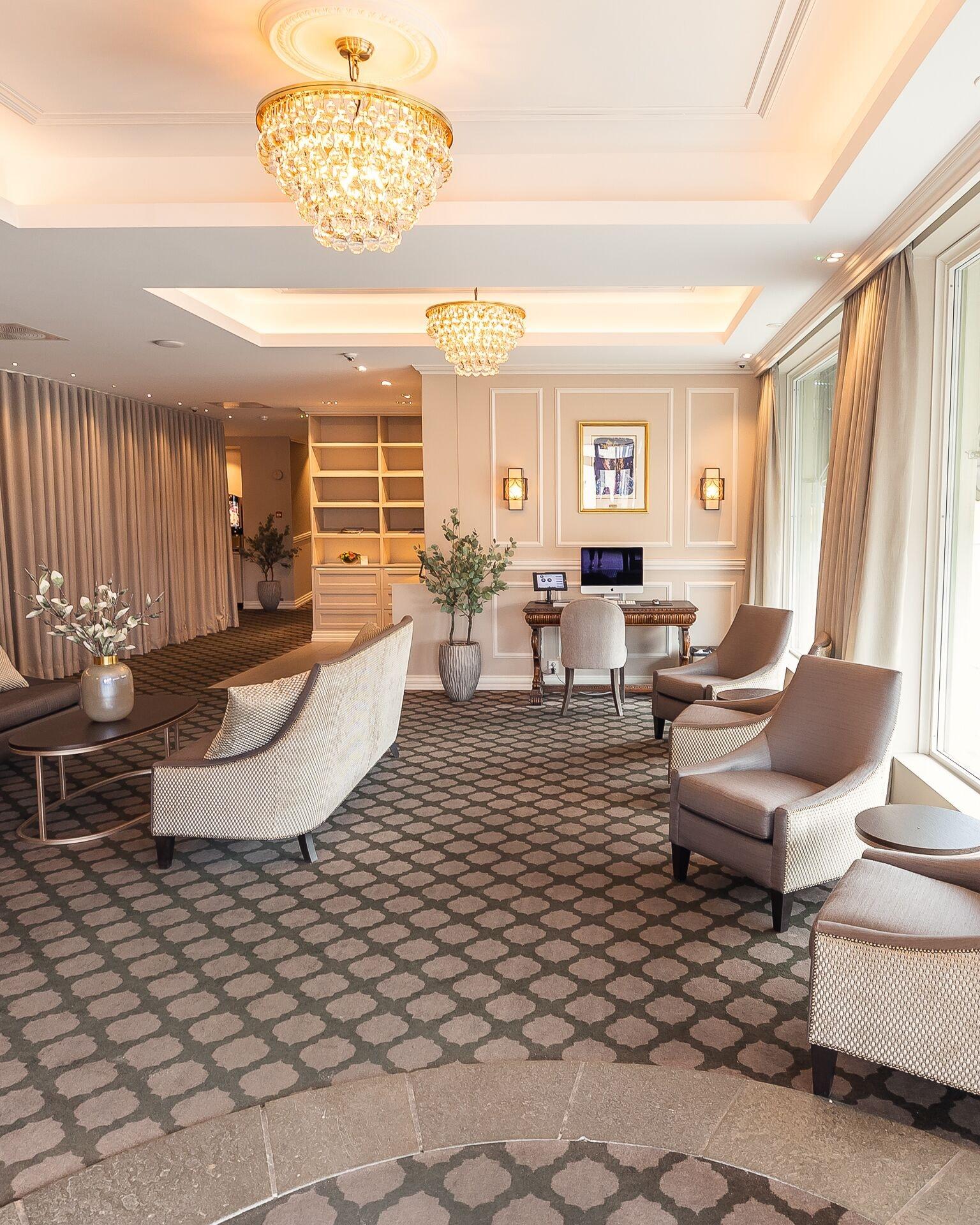 Vista Lobby Fru Haugans Hotel