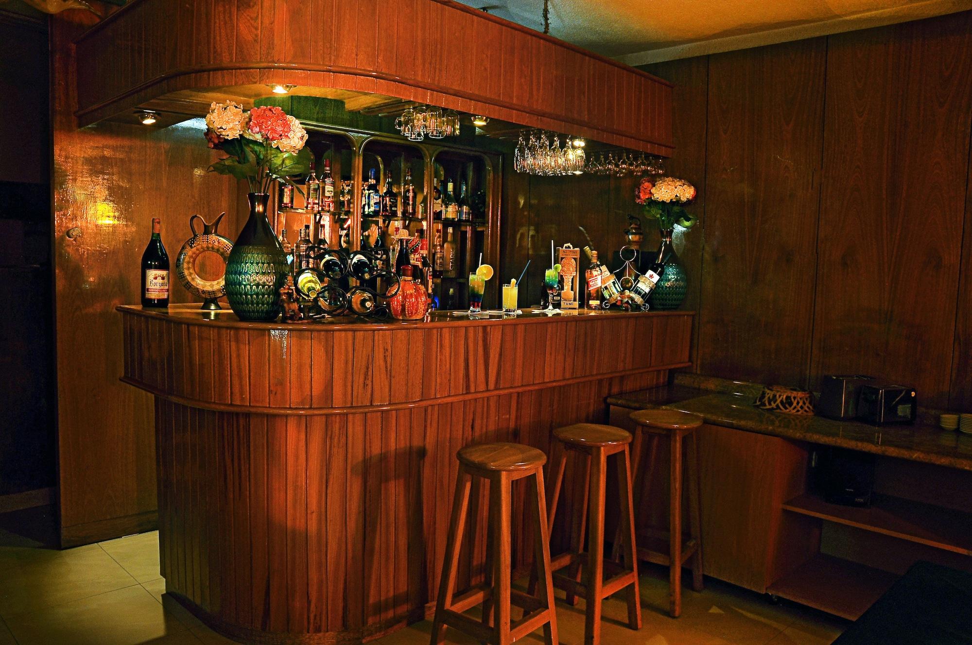 Bar/Salón Hotel Balsa Inn