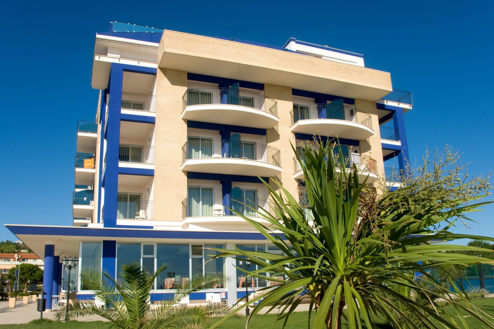 Vista Exterior Roses Hotel