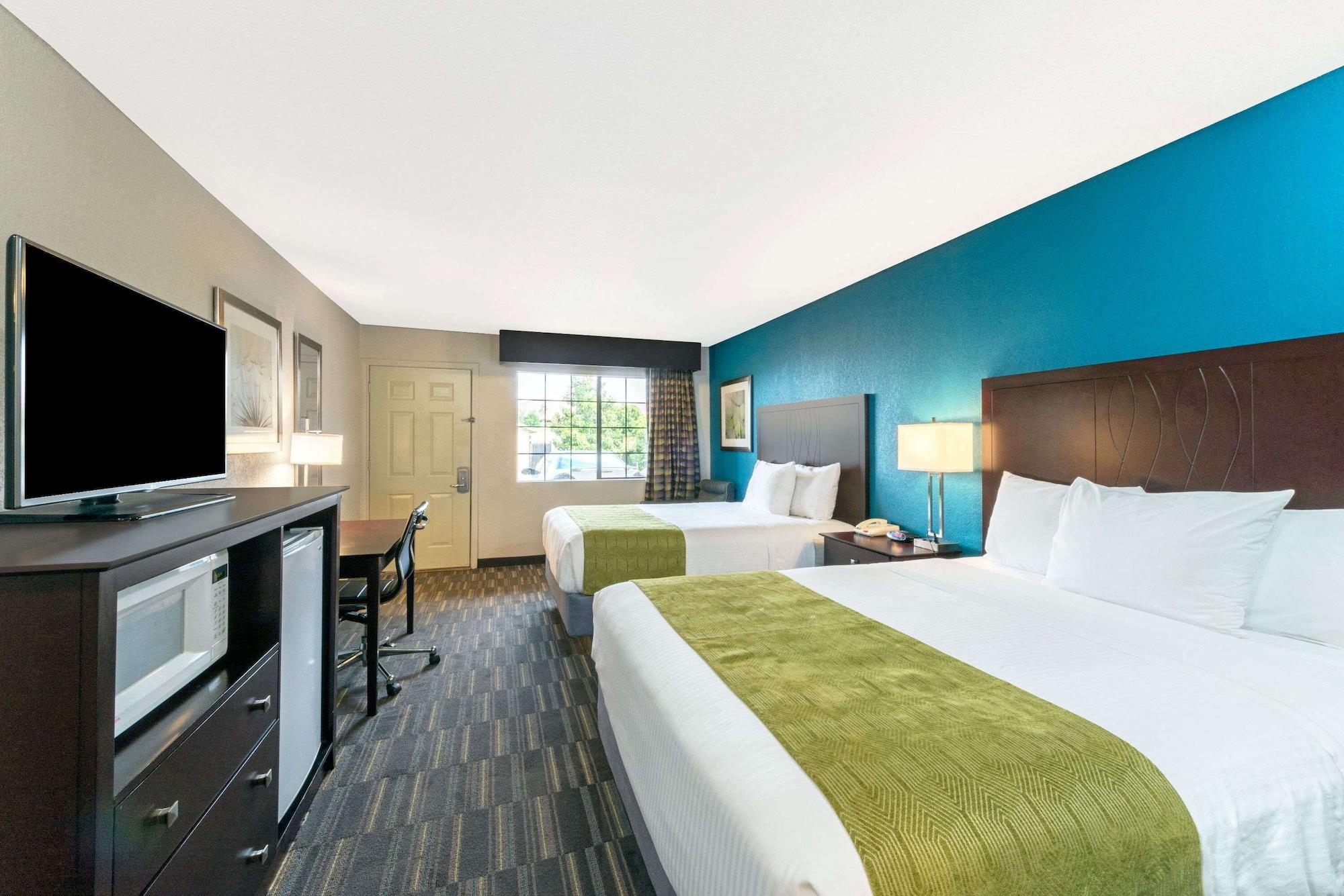 Set de Habitación Days Inn by Wyndham Snyder