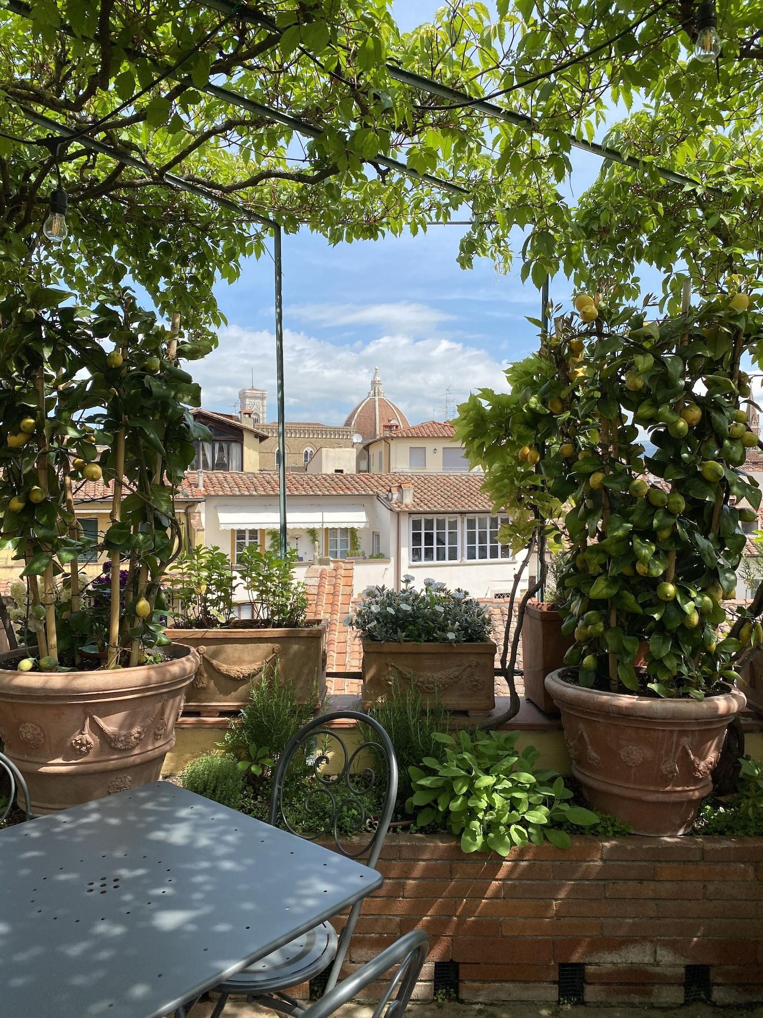 Varios Hotel Hermitage