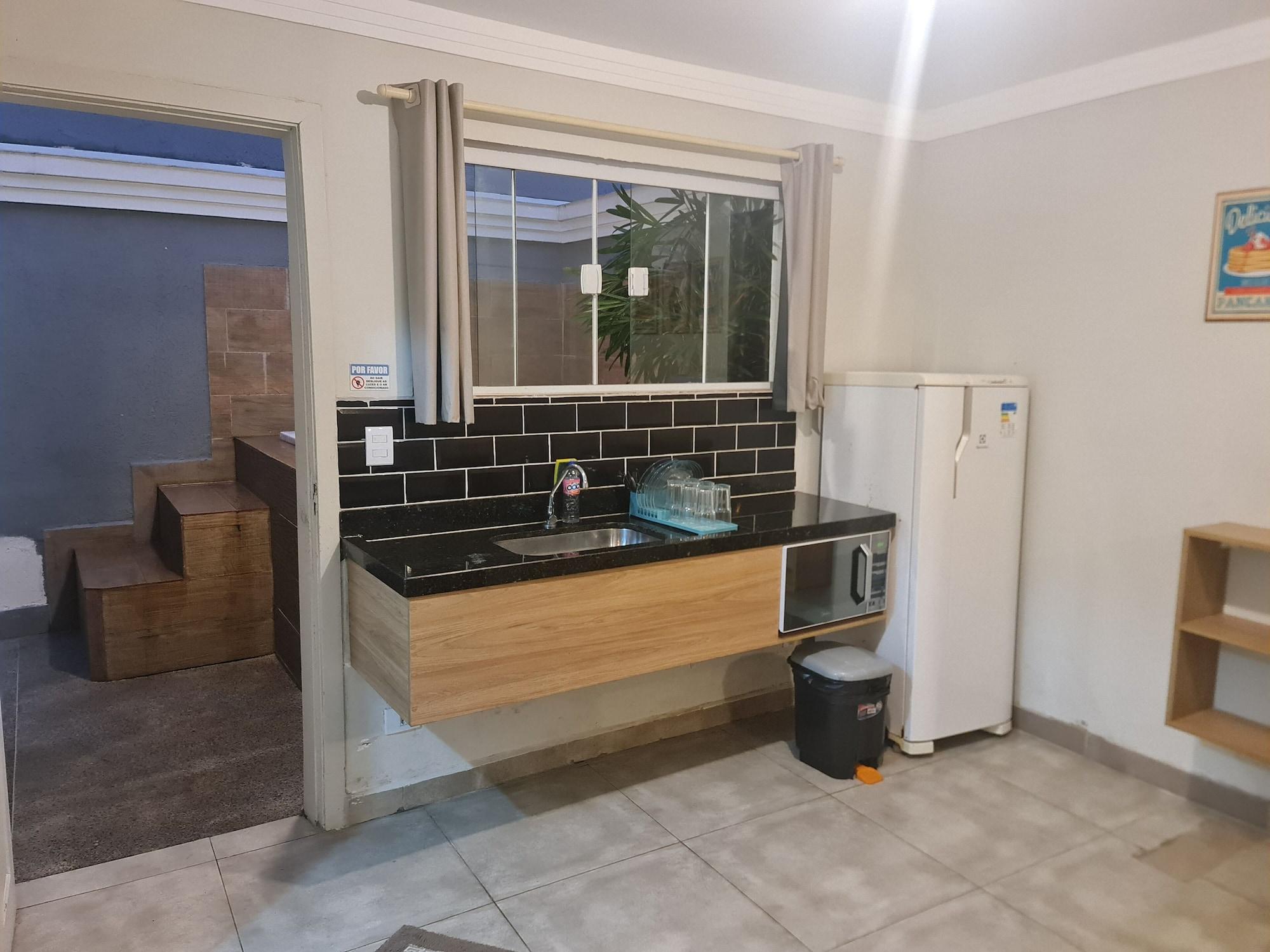 Equipamiento de Habitación Marmeu Tombo com jacuzzi aquecida