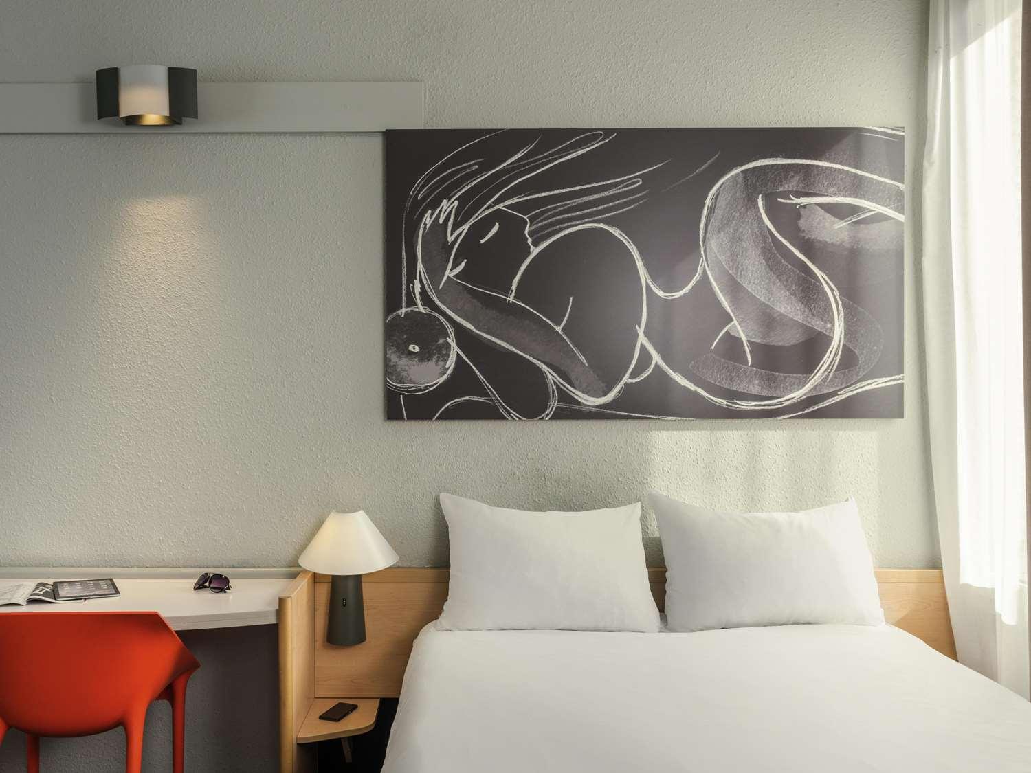 Hotel ibis Daumesnil Puerta Dorada