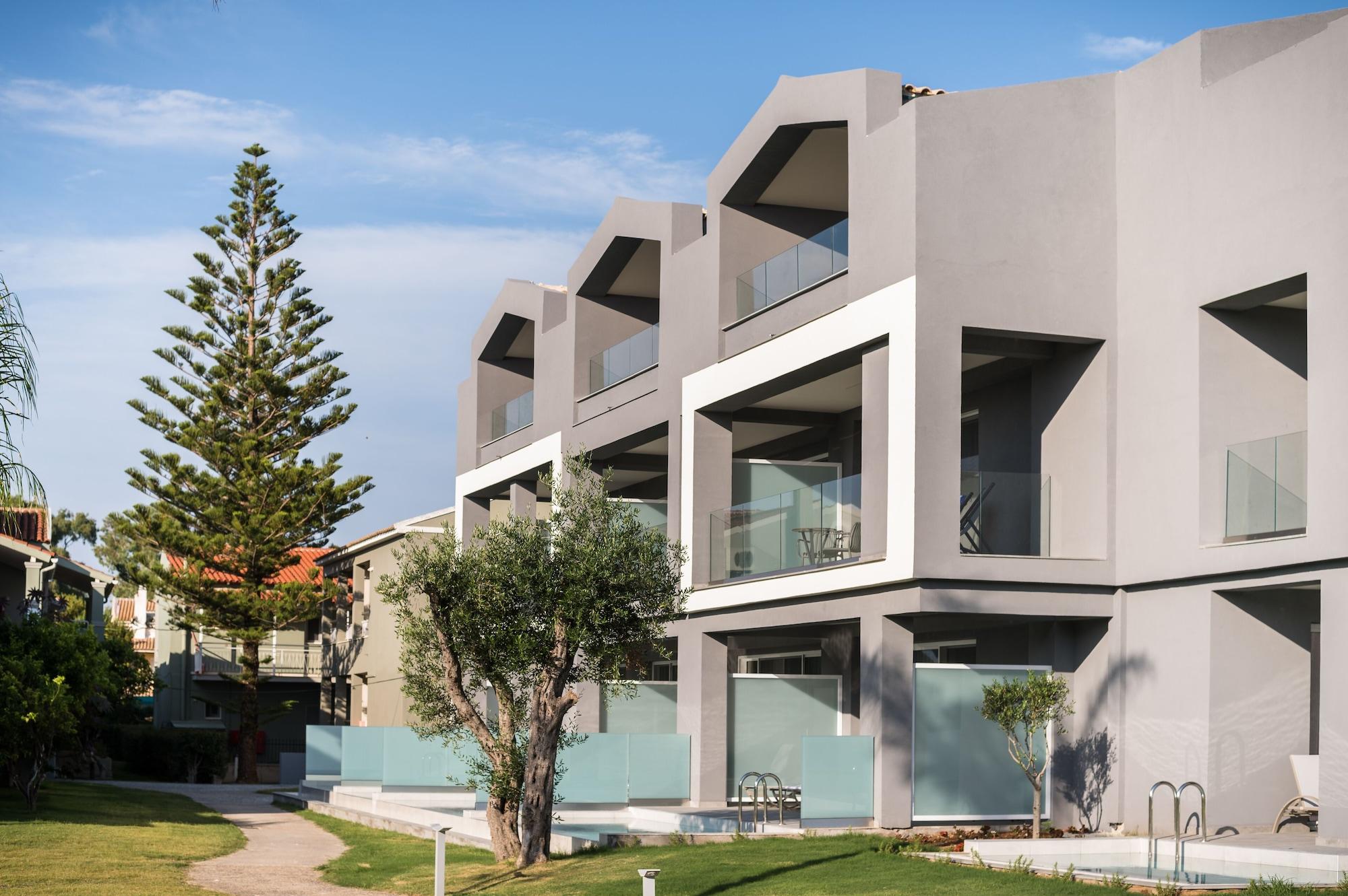 Vista Exterior Acharavi Beach Hotel