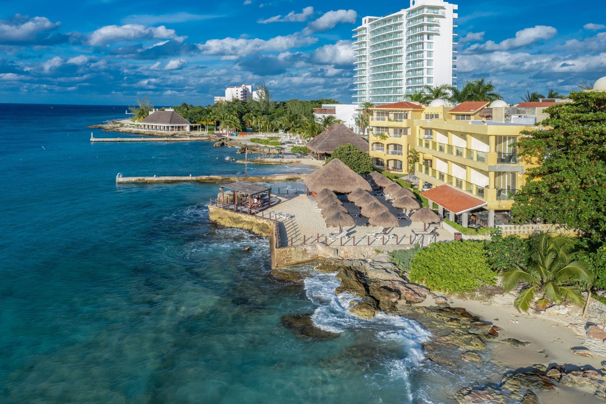 Vista Exterior Hotel Playa Azul Cozumel