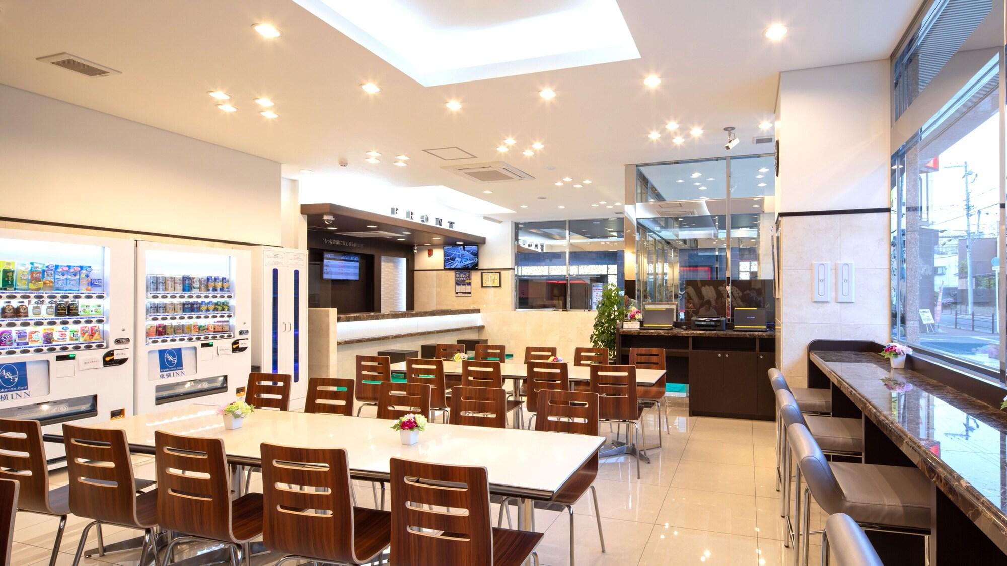 Vista Lobby Toyoko Inn Osaka Kyobashi Sakuranomiya