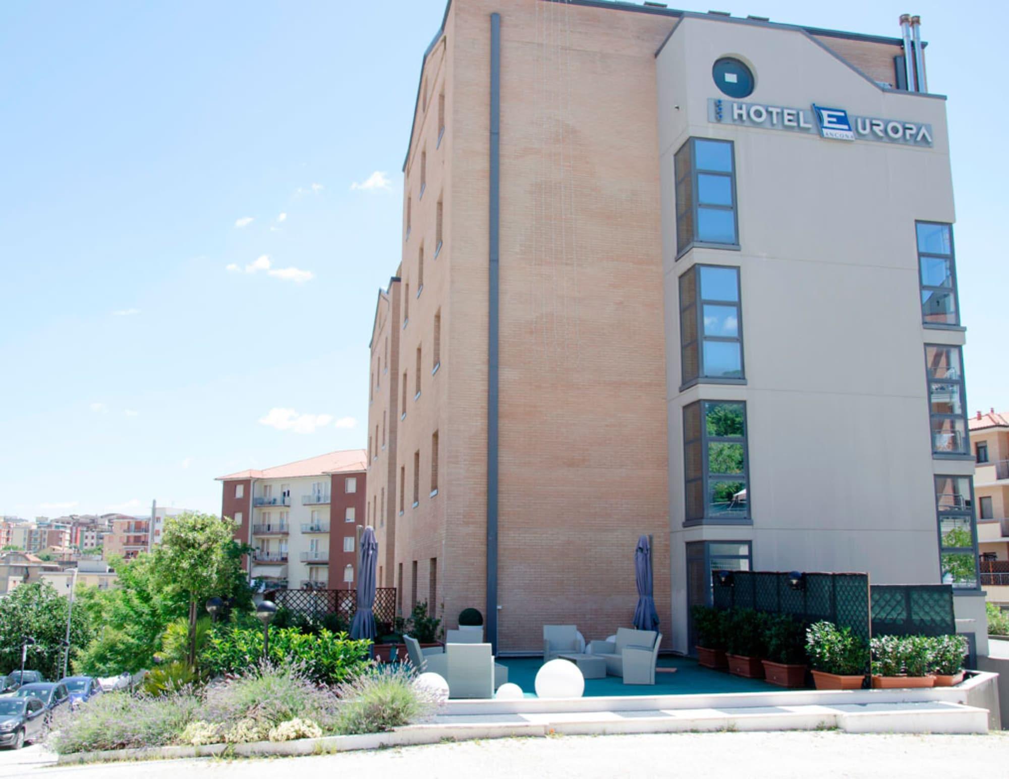 Vista Exterior Hotel Europa
