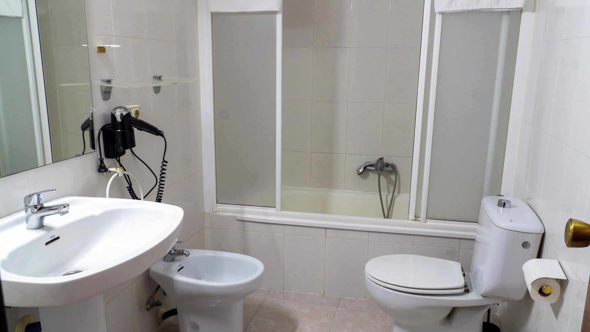 Equipamiento de Habitación Hotel Sundos Feria Valencia