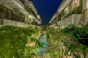 Alojamiento - Golden Temple Retreat