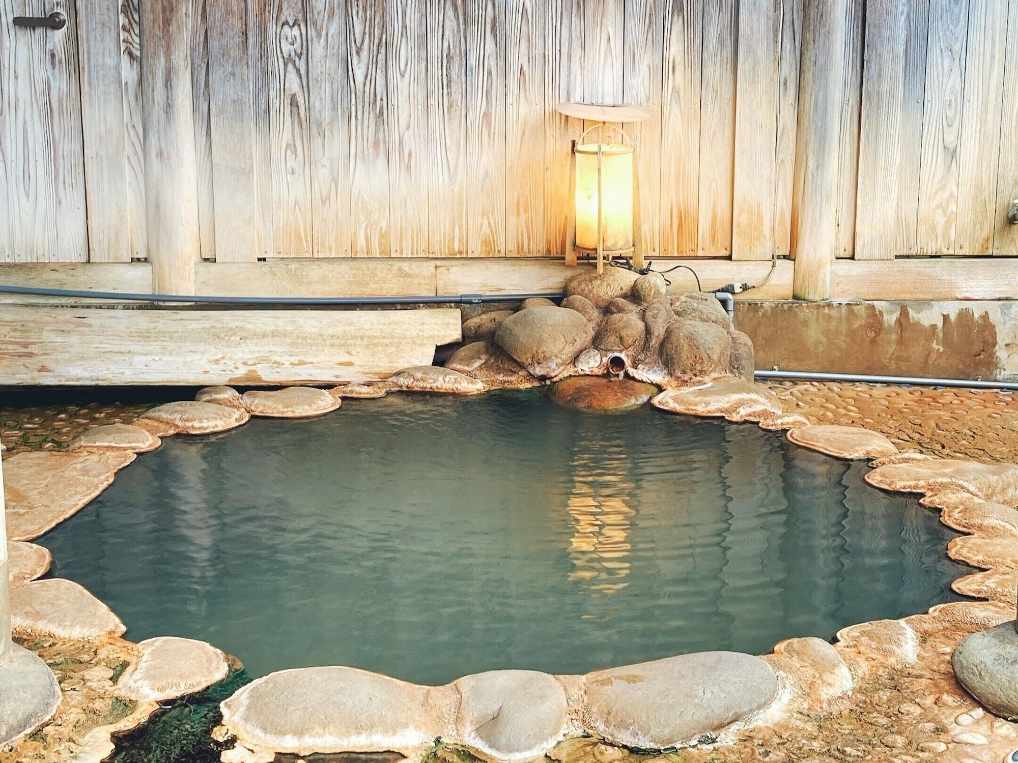 Comodidades del Alojamiento Hijiori Onsen Kangetsu