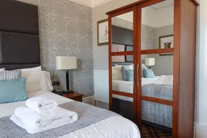 Alojamiento - The Portree Hotel