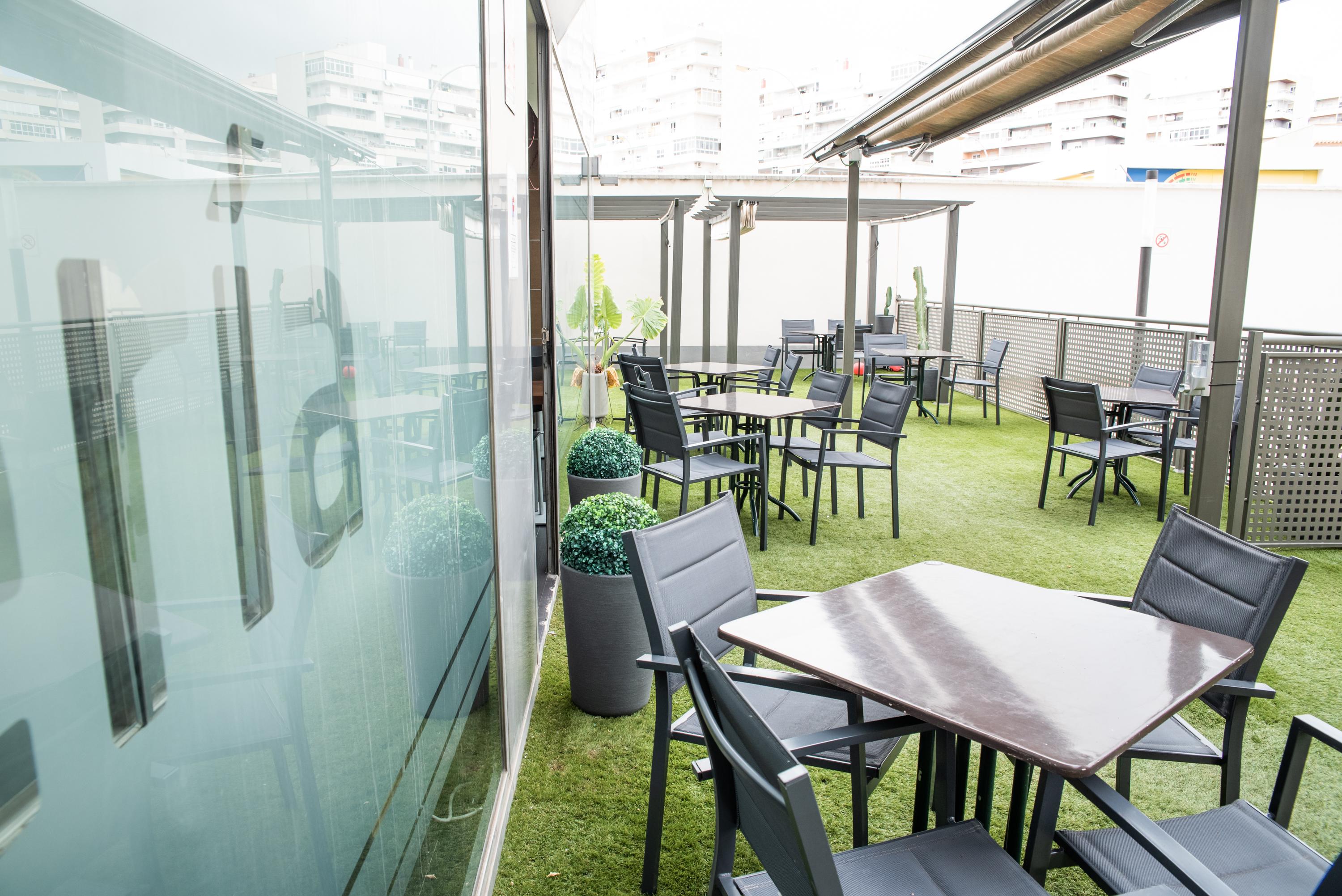 Bar/Salón Sercotel Aura Algeciras