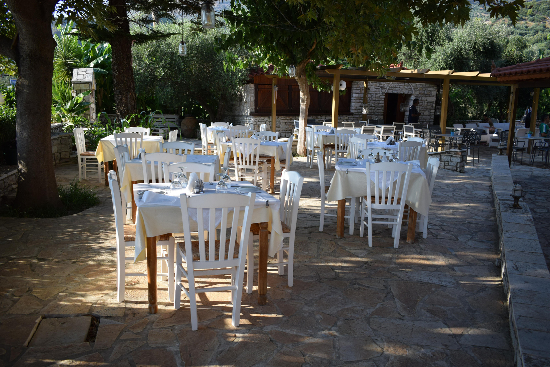 Vista Lobby Kaiafas Lake Hotel