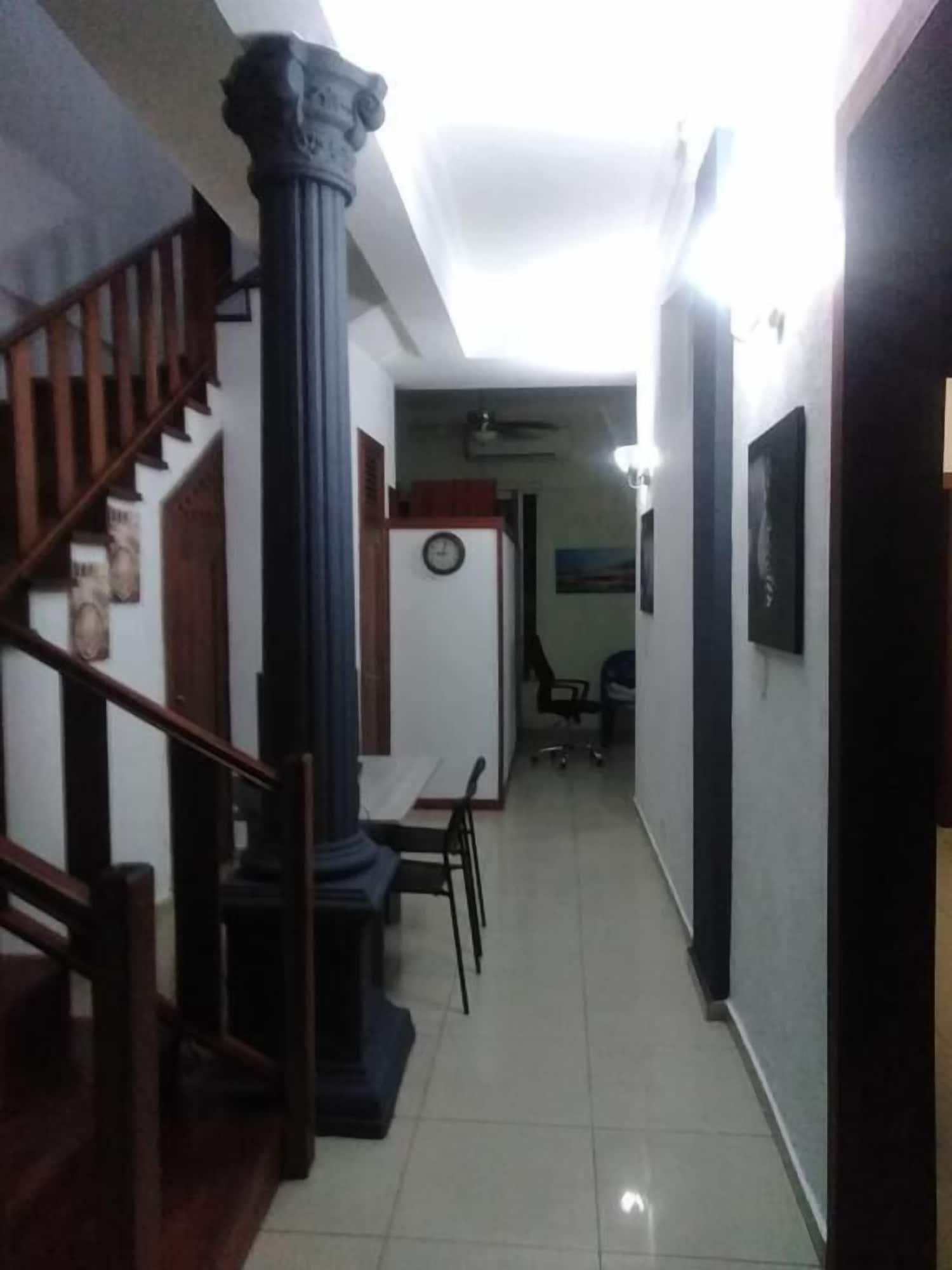 Vista Lobby Soberano's Residence