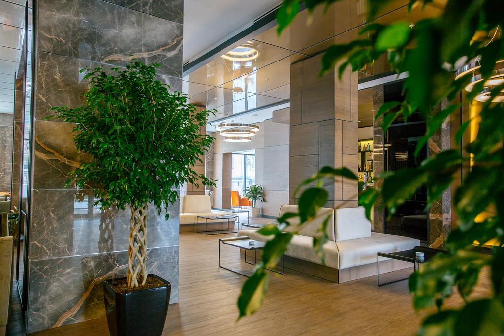 Vista Lobby Mövenpick Winter Park Baku