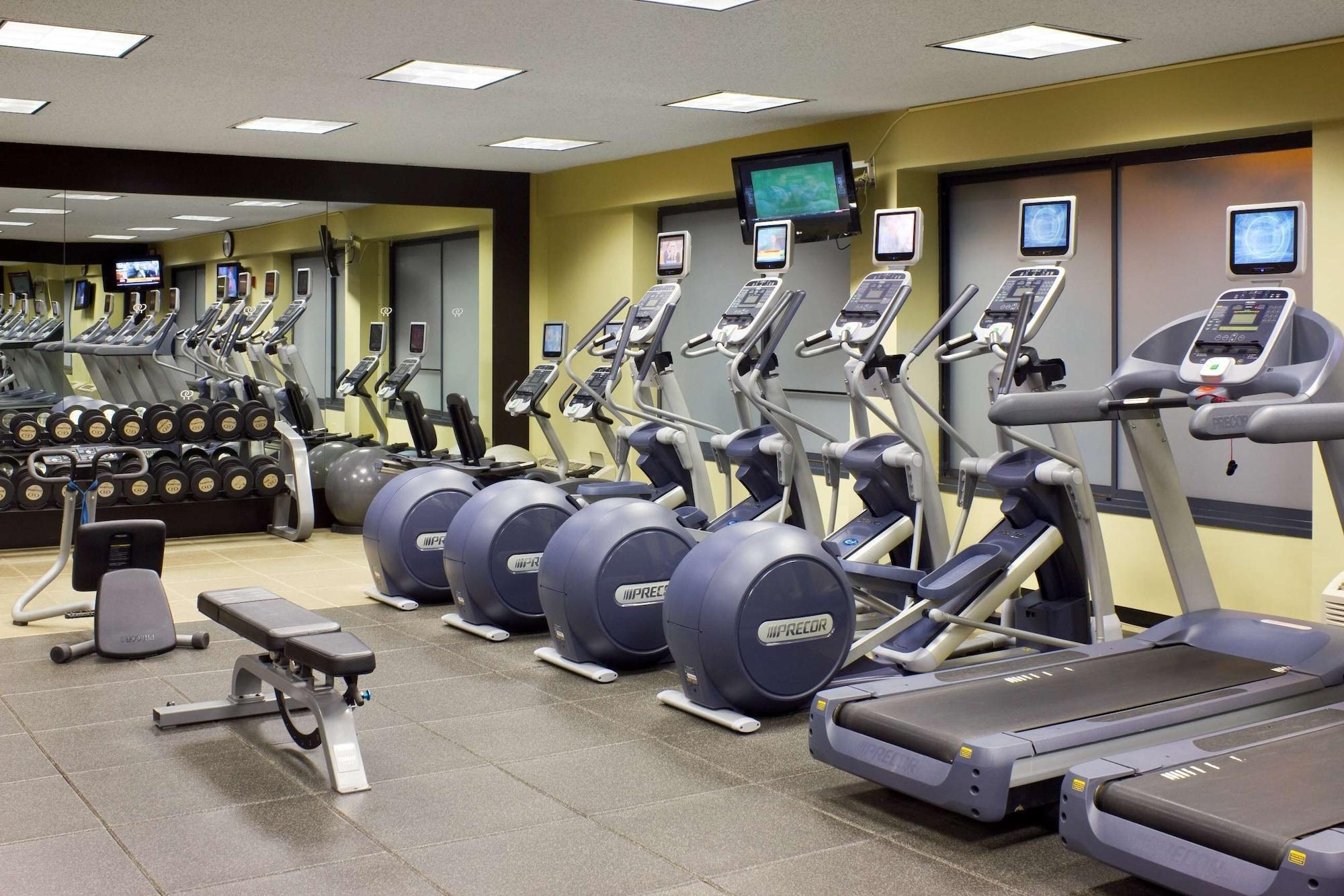 Gimnasio Doubletree by Hilton Somerset Hotel and Conference Center