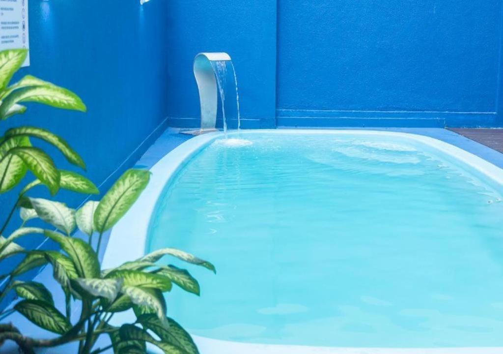 Vista Piscina HANNA Balneário Hotel