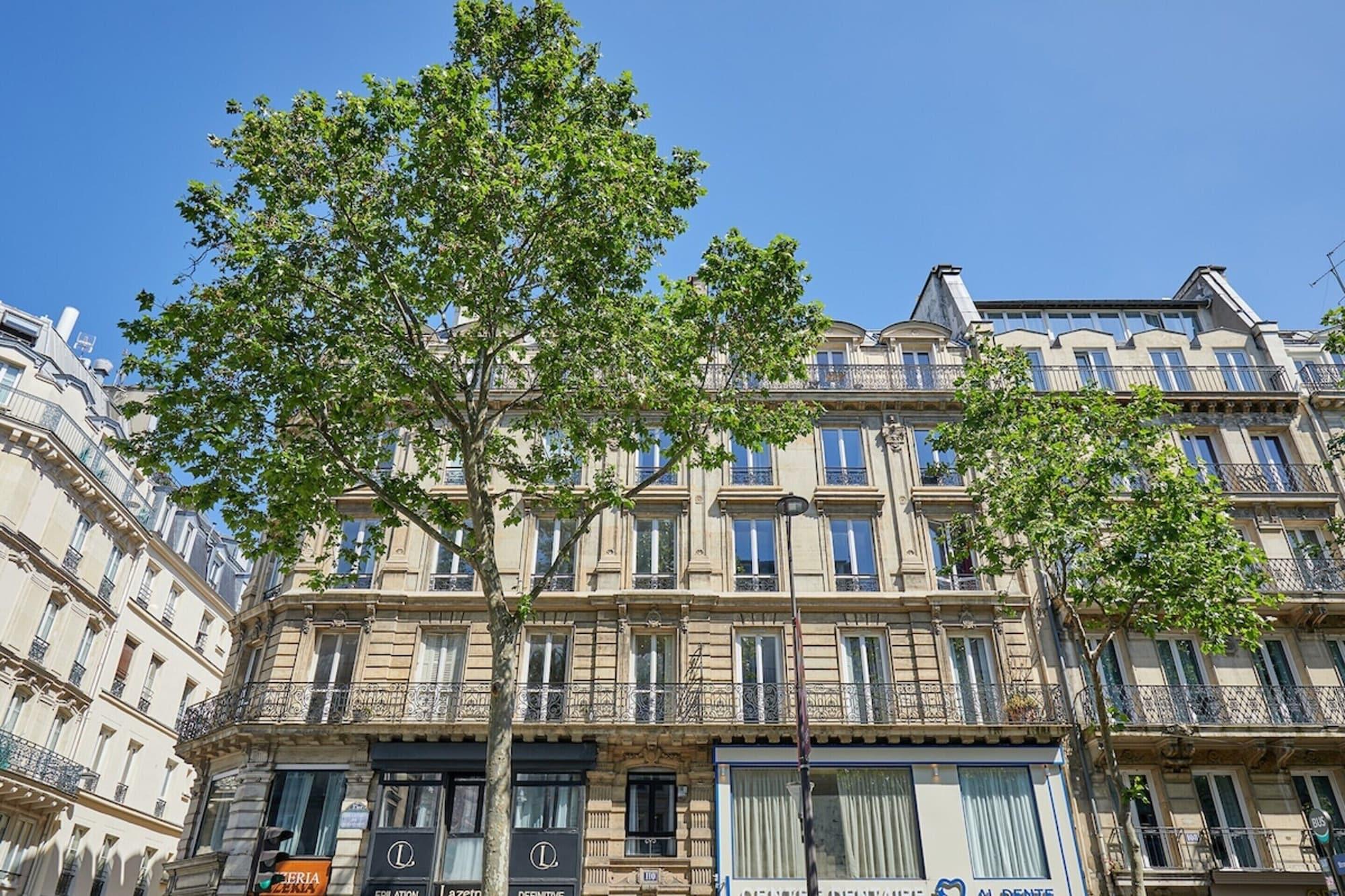 Vista Exterior Incredible AC Apartment 3 Bedrooms Center of Paris