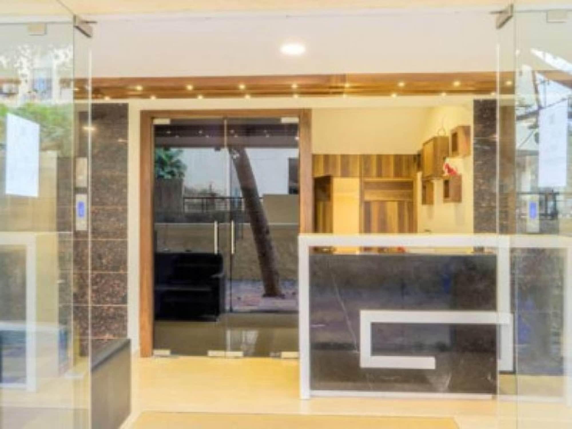 Vista Exterior Hotel Powai Comfort