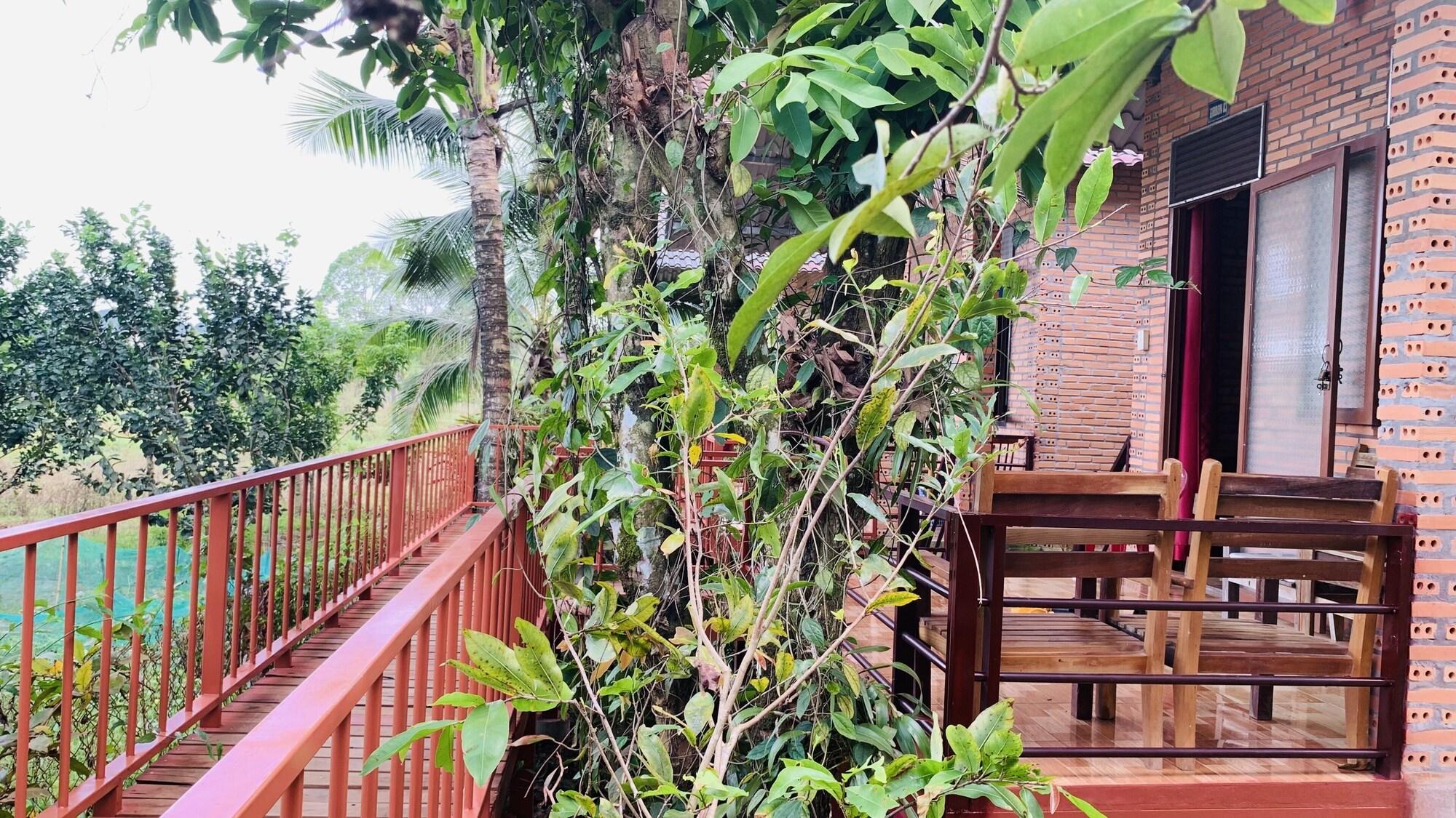 Vista Exterior Gibbon Singing Homestay