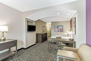 Alojamiento - La Quinta Inn & Suites by Wyndham Hillsboro