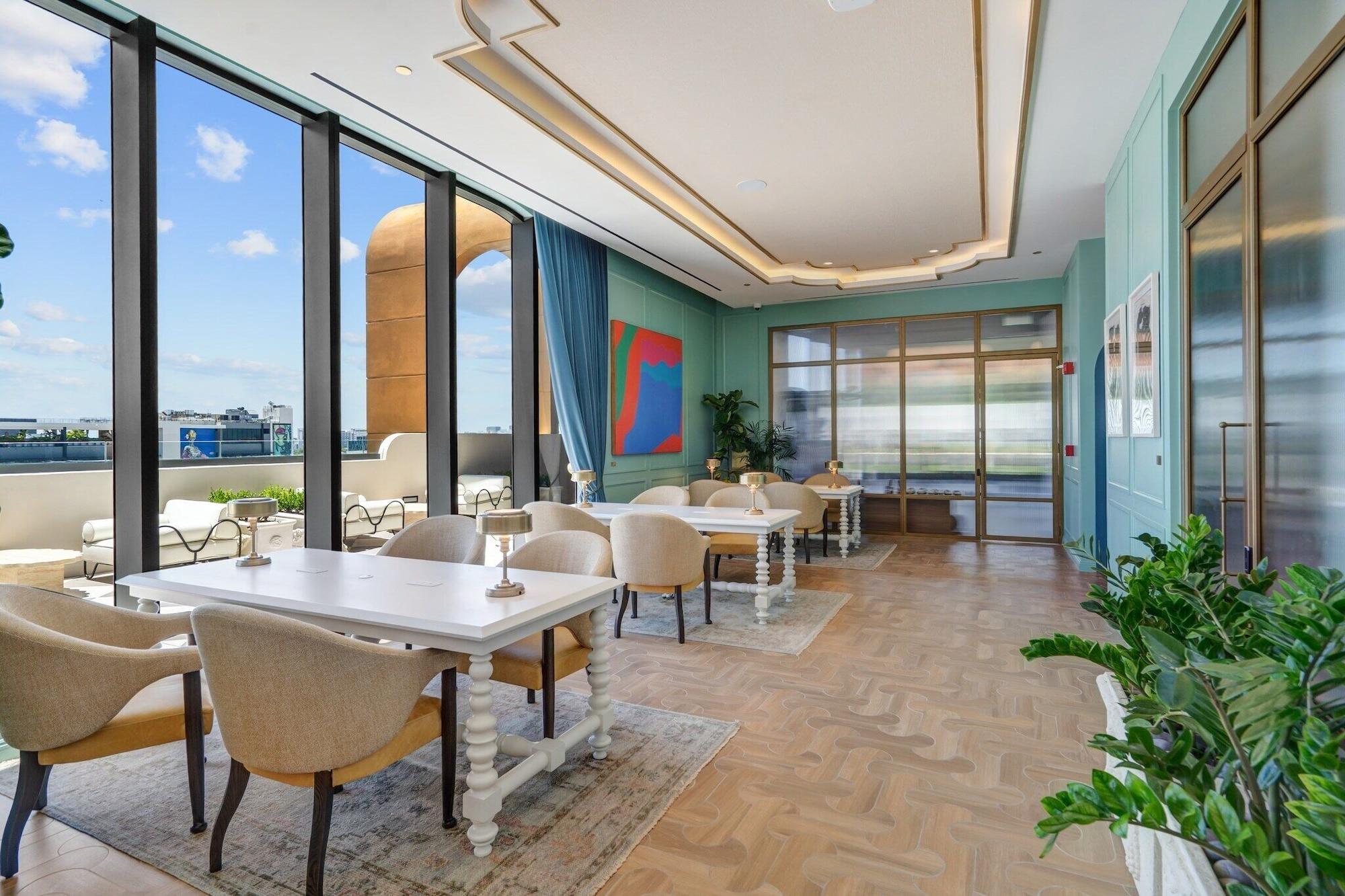 Restaurant Luxury NoMad Wynwood Miami Art & Style